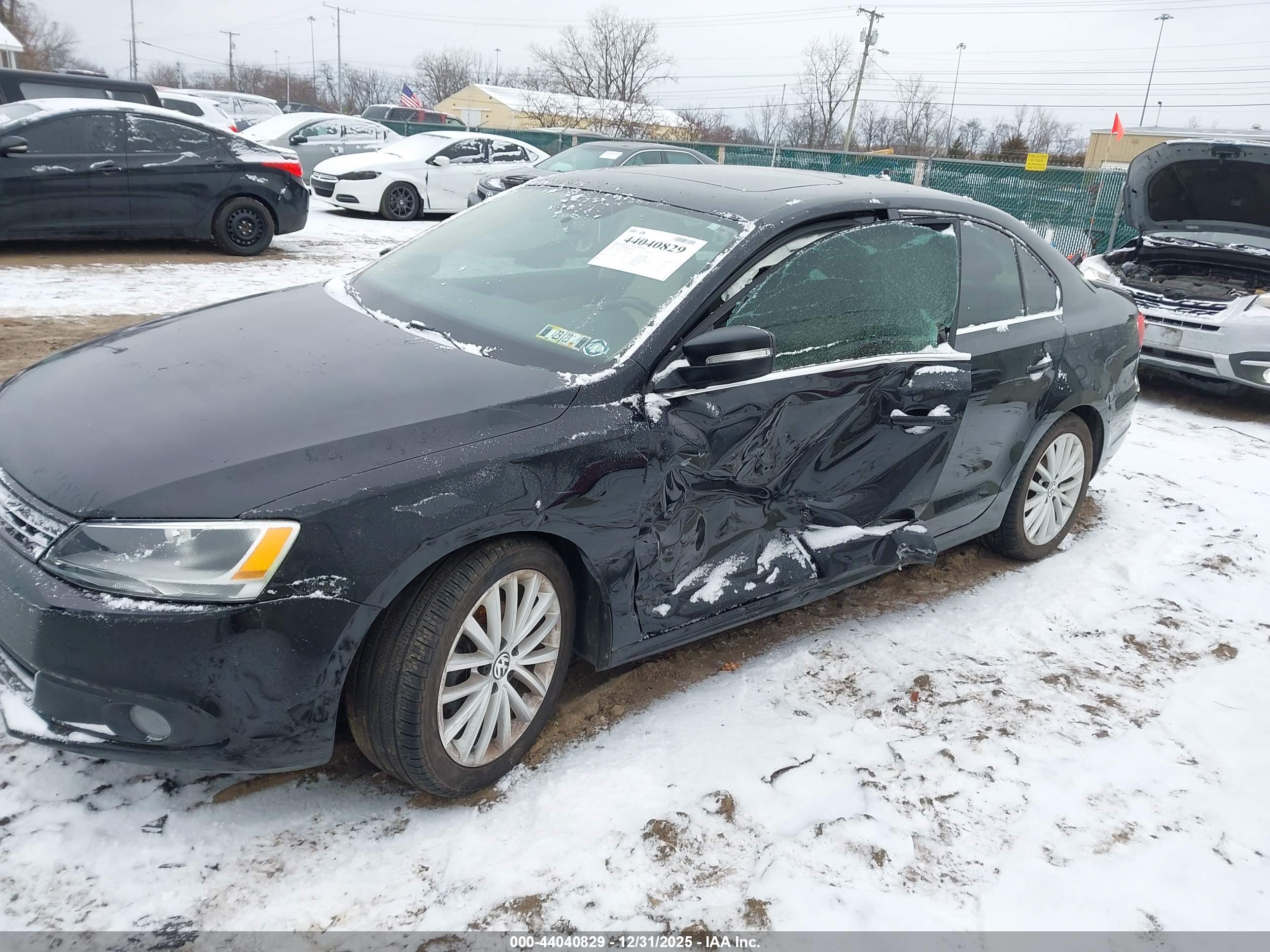 VOLKSWAGEN JETTA image 6