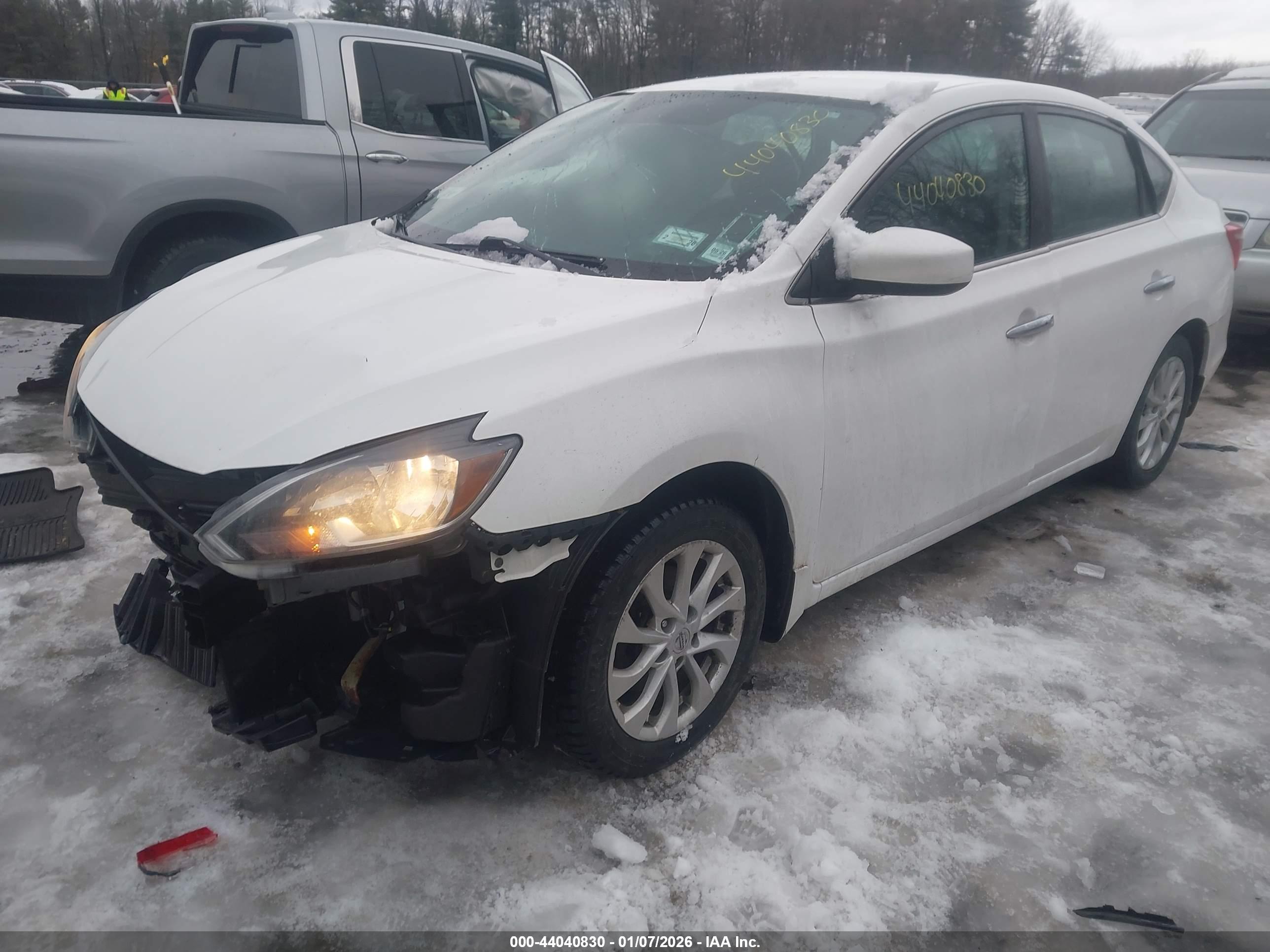 NISSAN SENTRA image 2