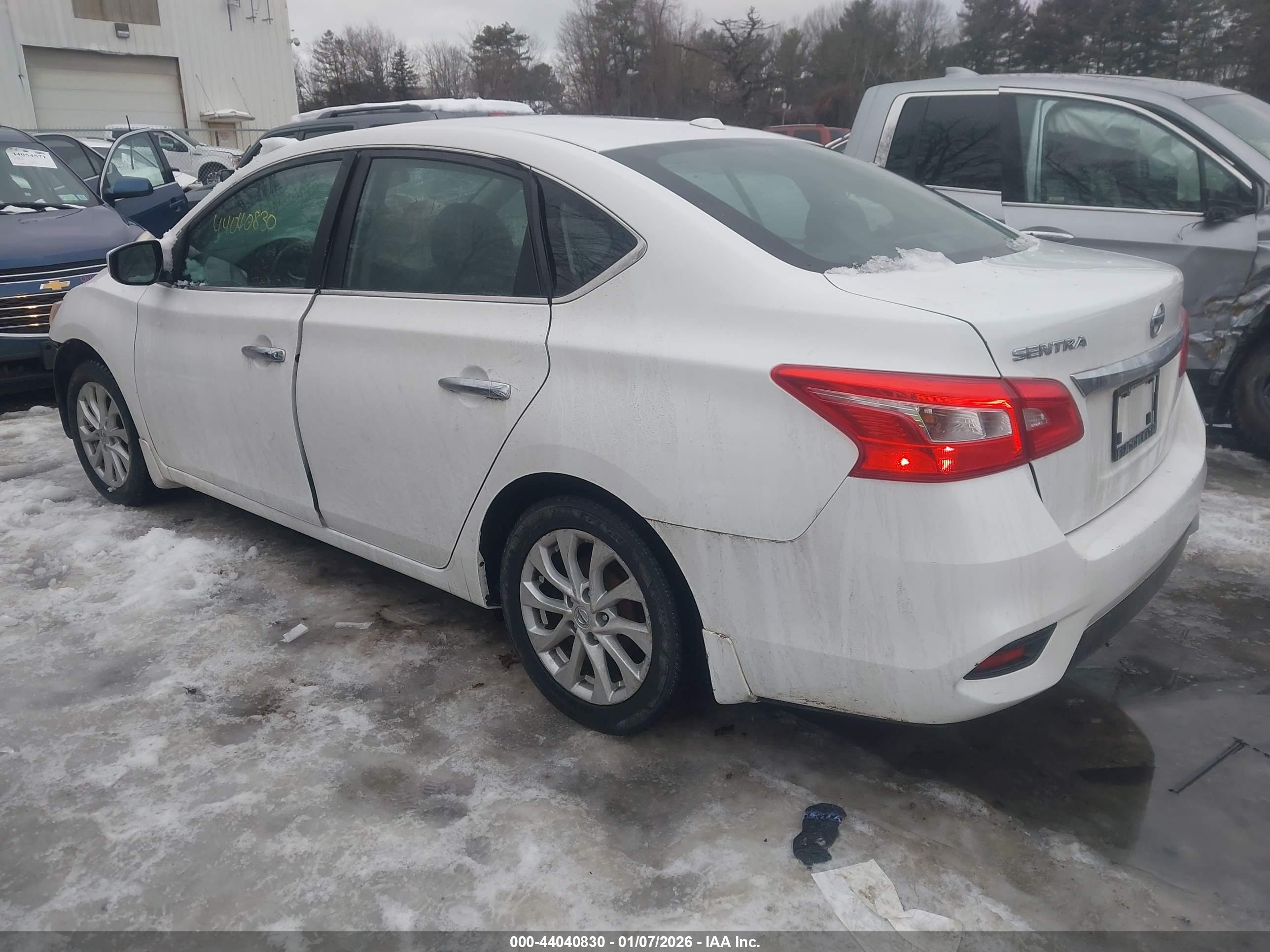 NISSAN SENTRA image 3