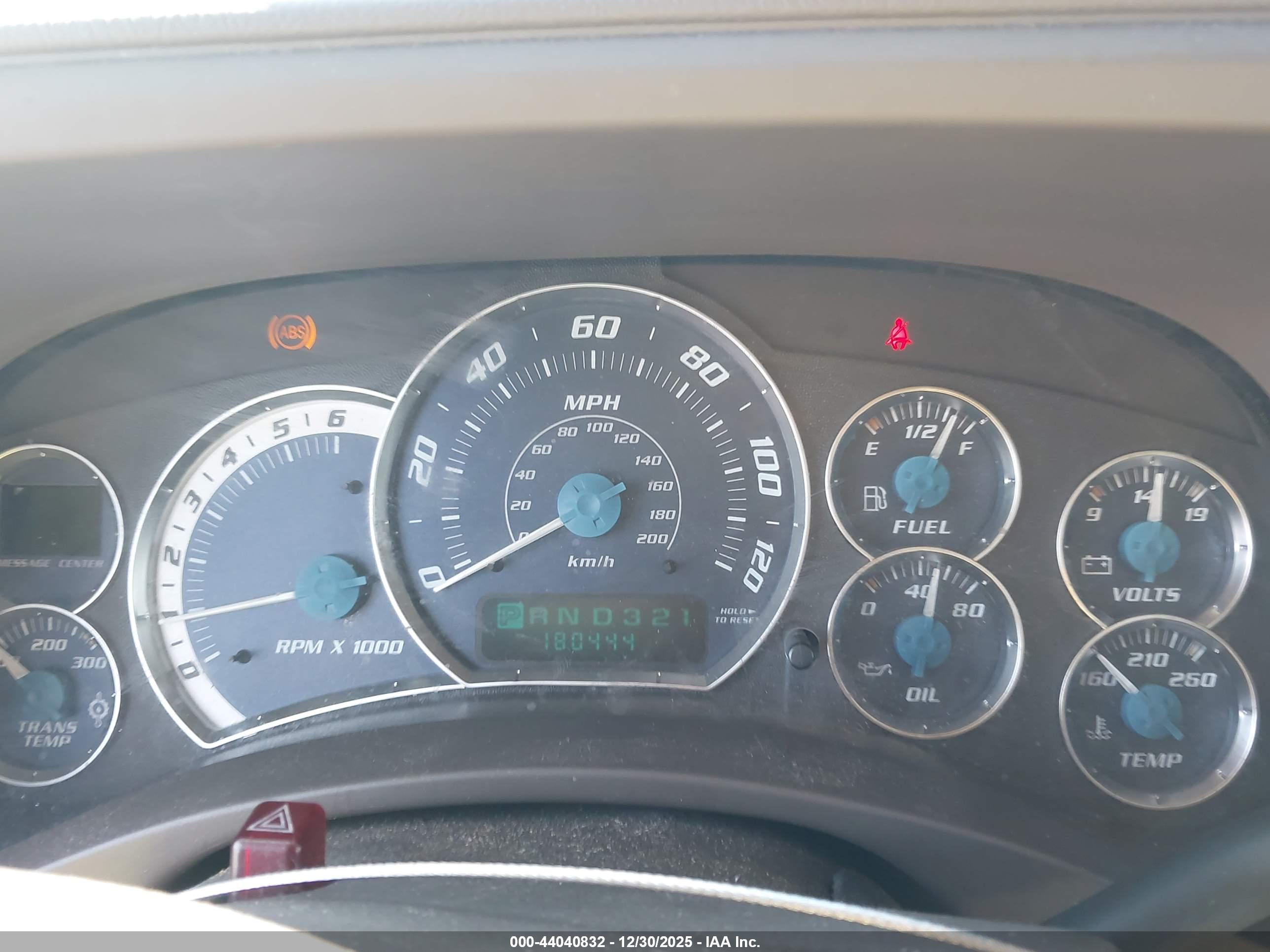 CADILLAC ESCALADE image 7
