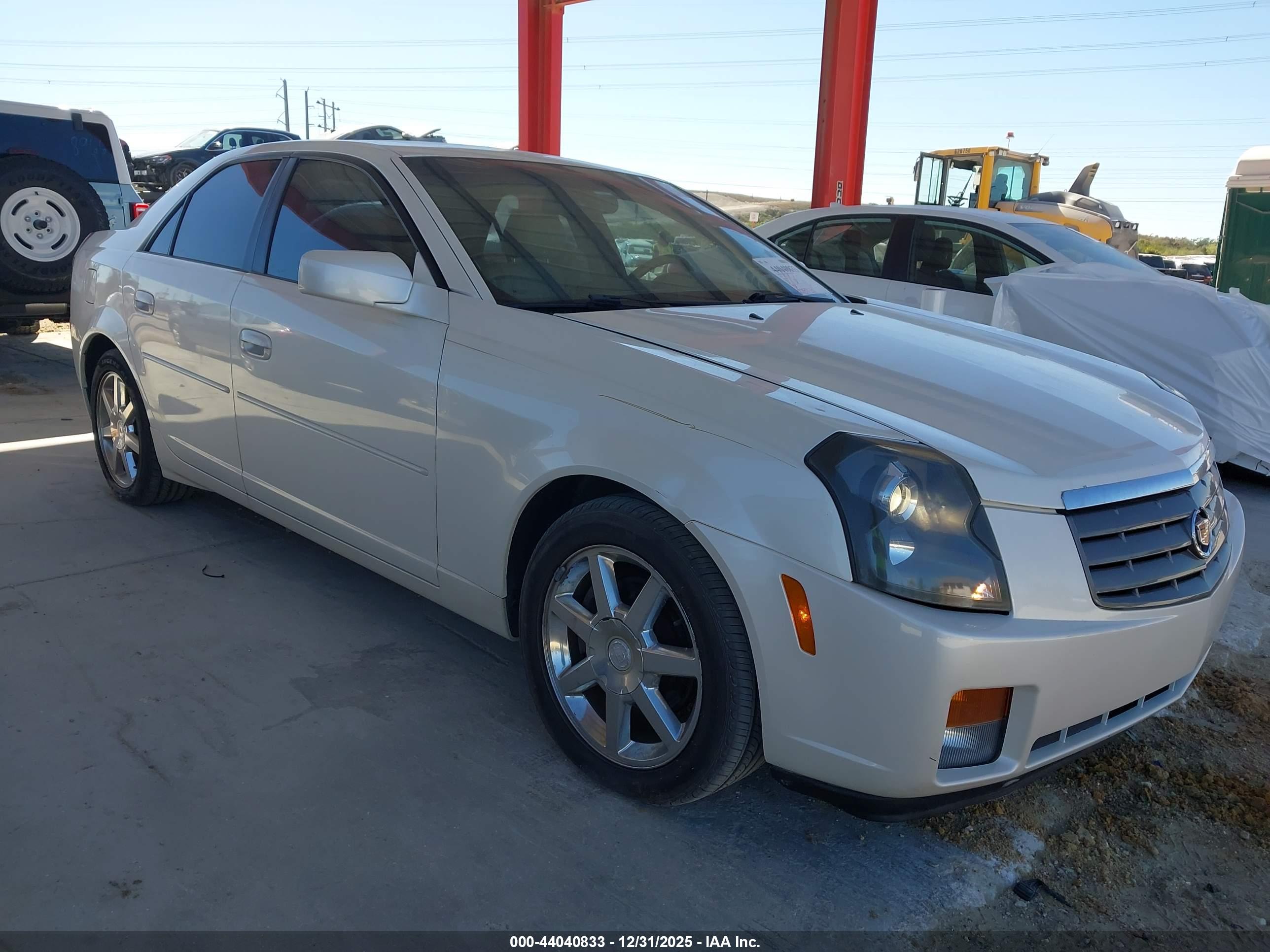 CADILLAC CTS image 6
