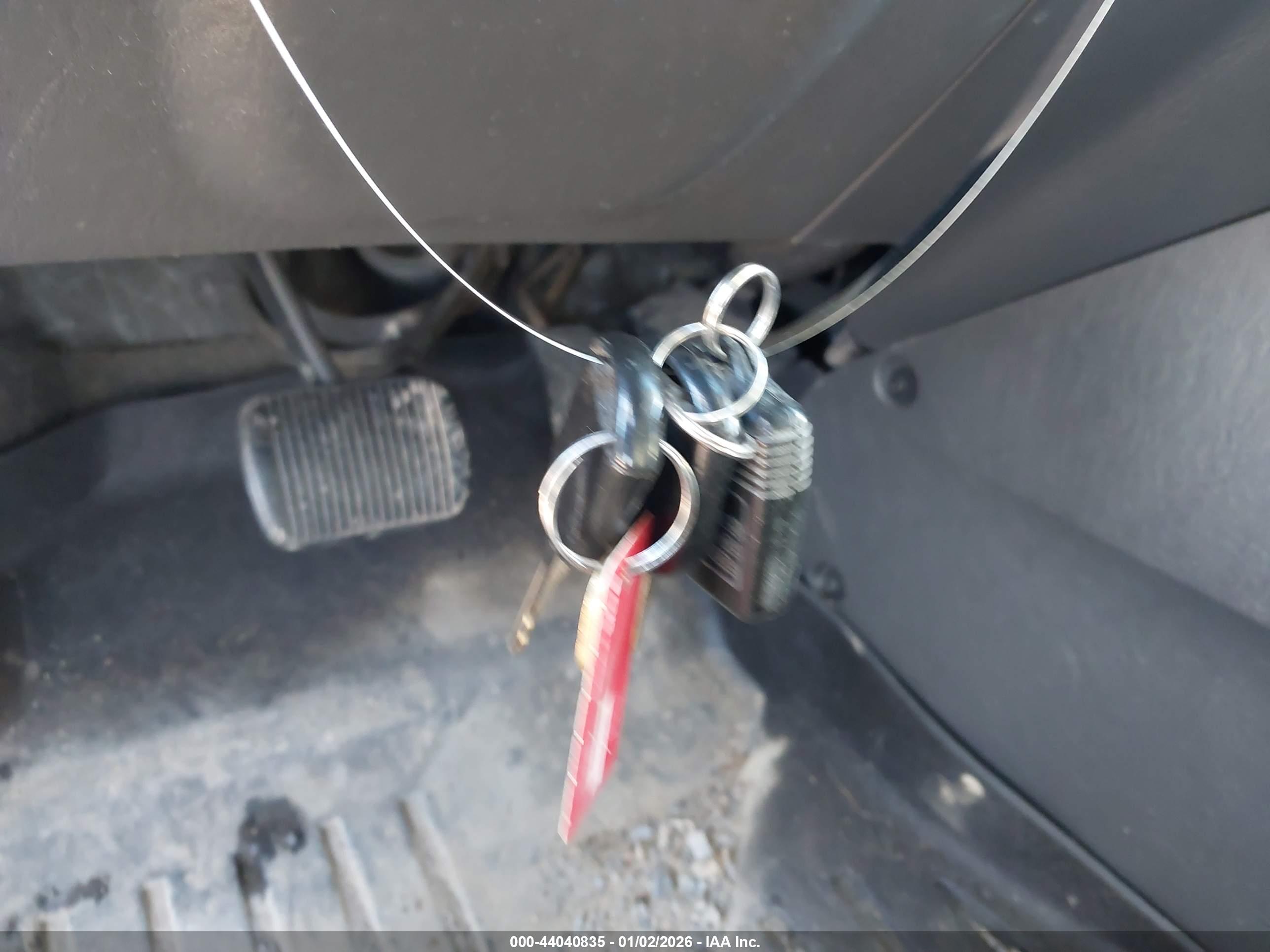 FORD ESCAPE image 11