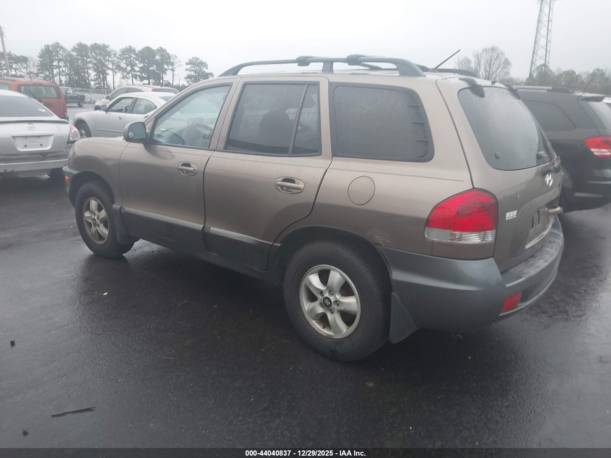 HYUNDAI SANTA image 3