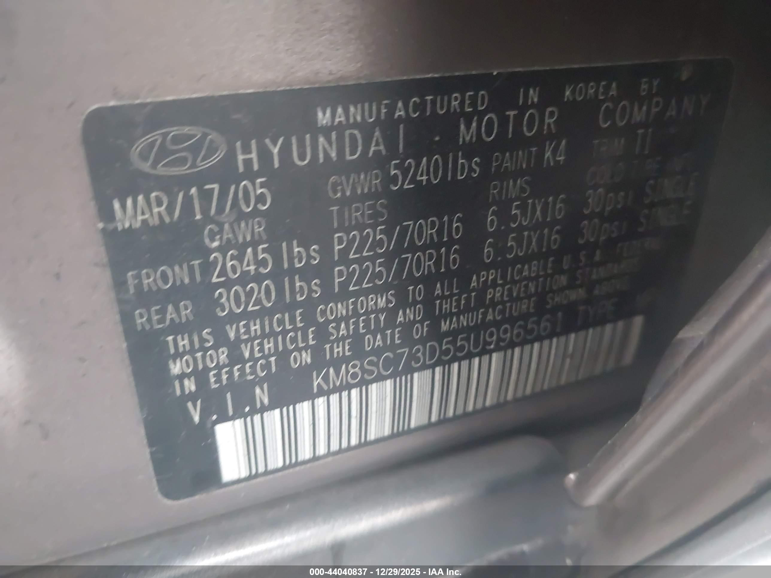HYUNDAI SANTA image 9