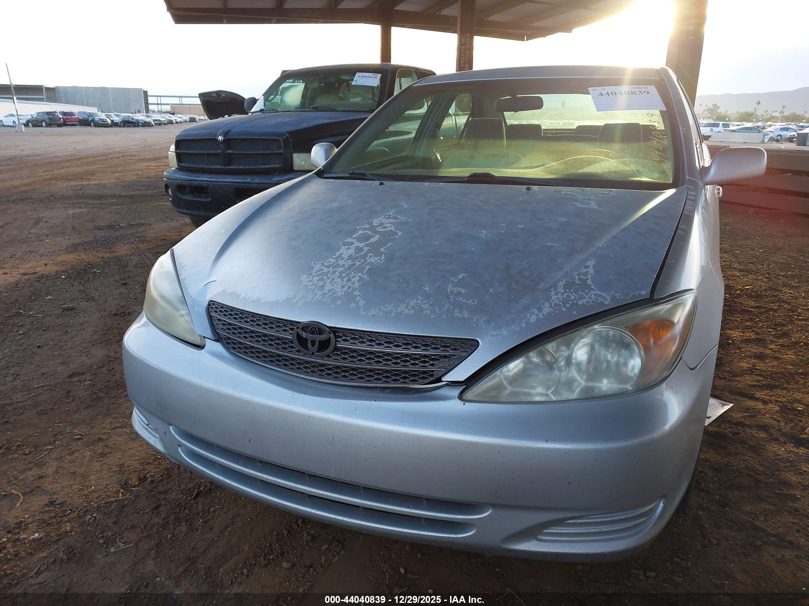 TOYOTA CAMRY image 6