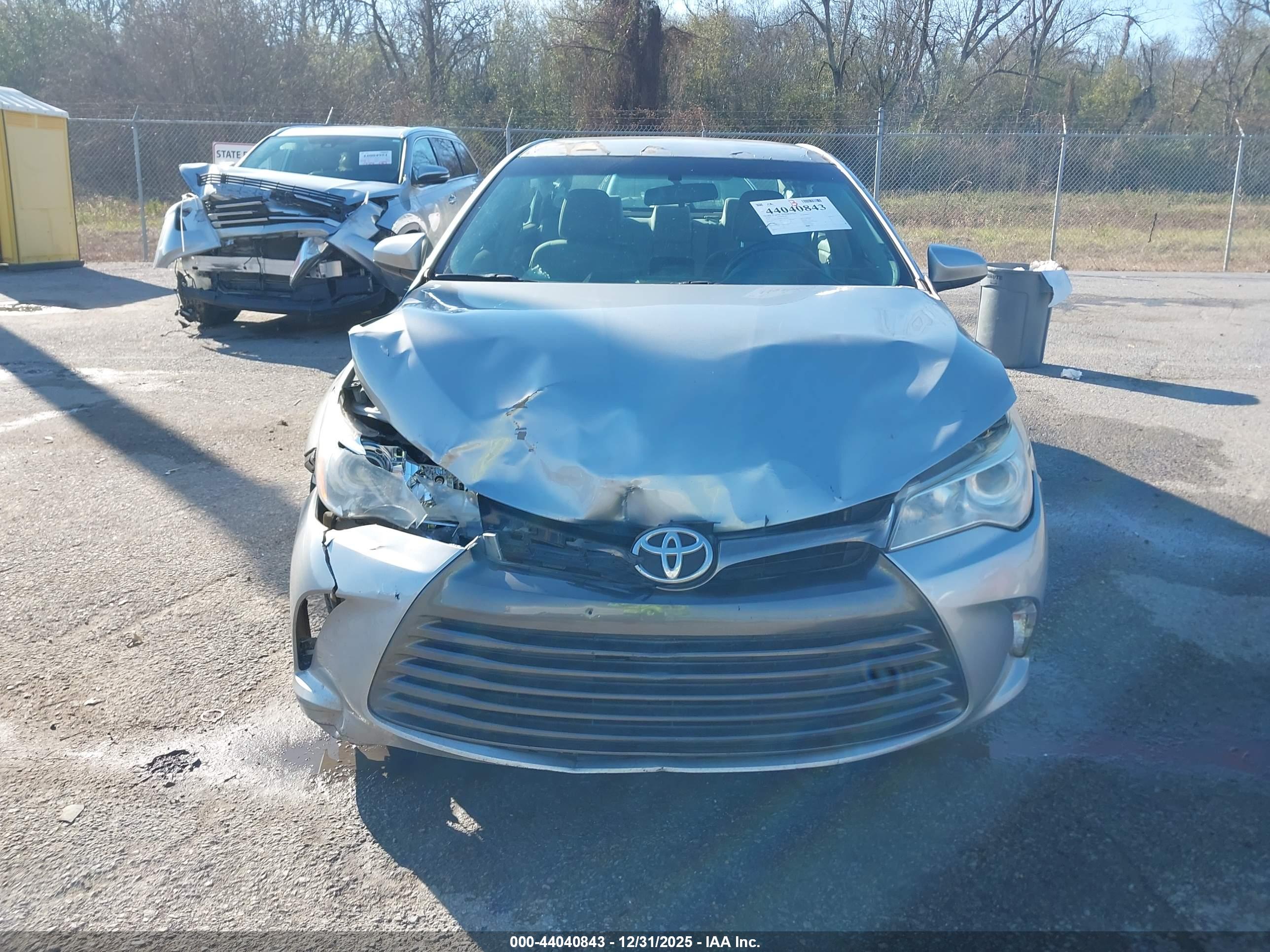 TOYOTA CAMRY image 6