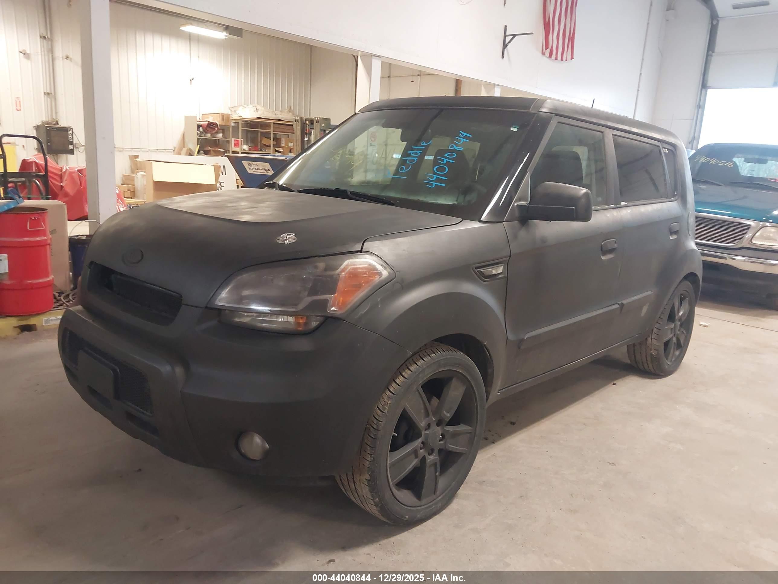 KIA SOUL image 2