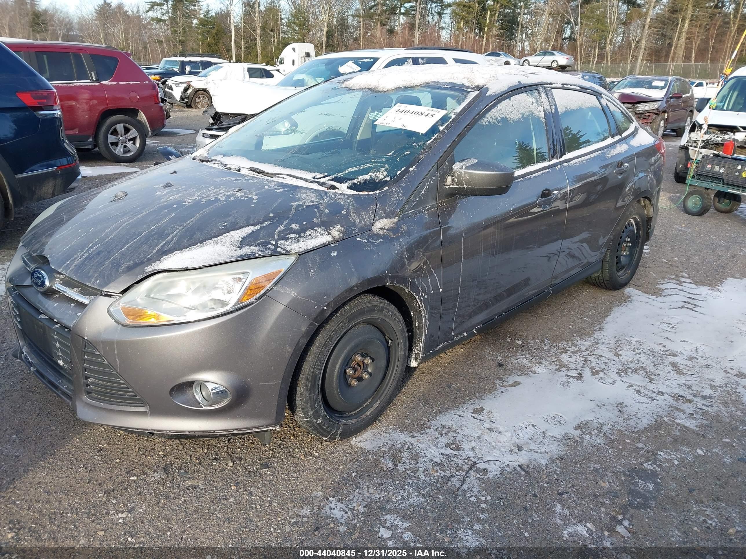 FORD FOCUS image 2