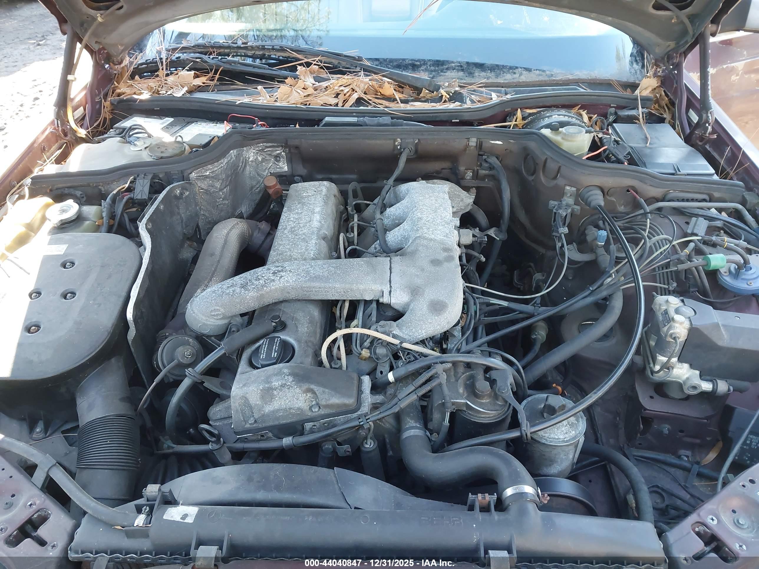 MERCEDES-BENZ 300 image 10