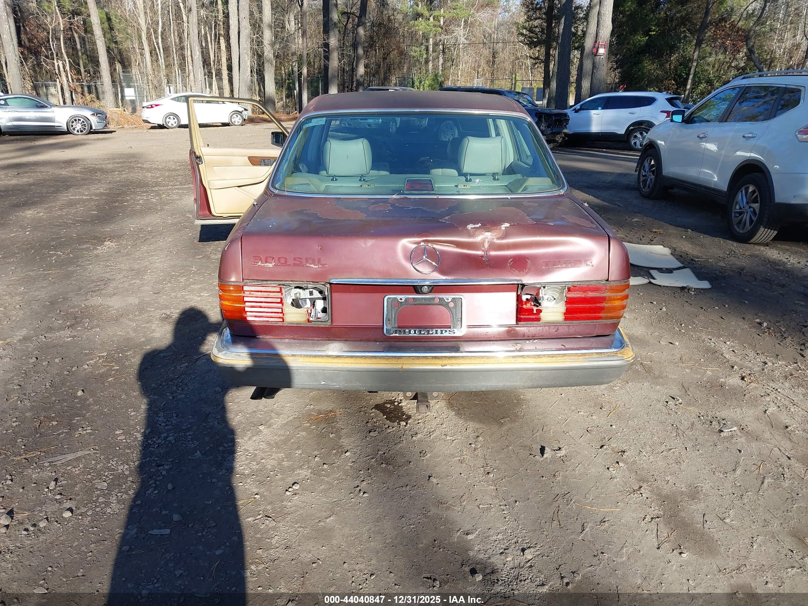 MERCEDES-BENZ 300 image 6