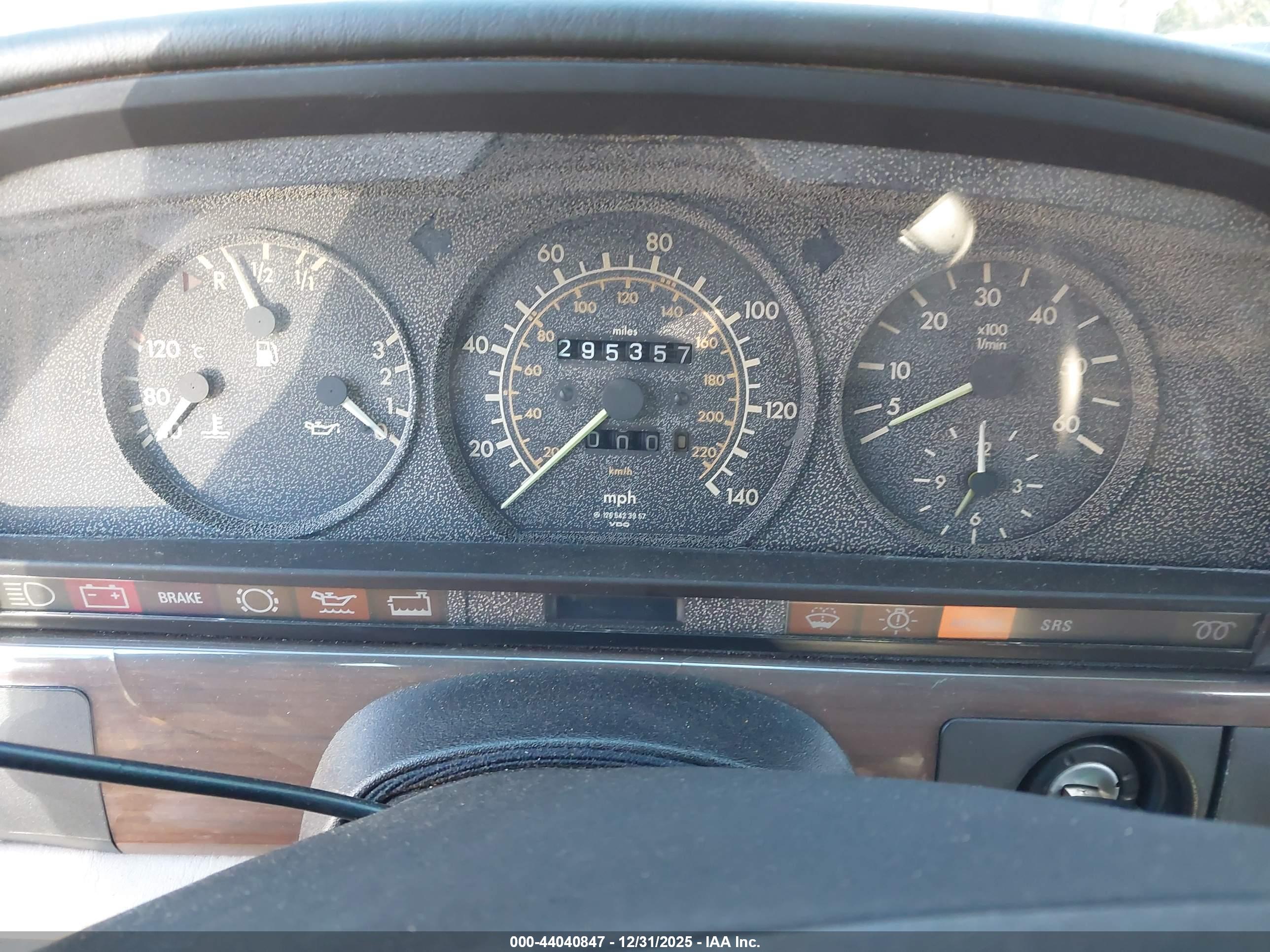 MERCEDES-BENZ 300 image 7