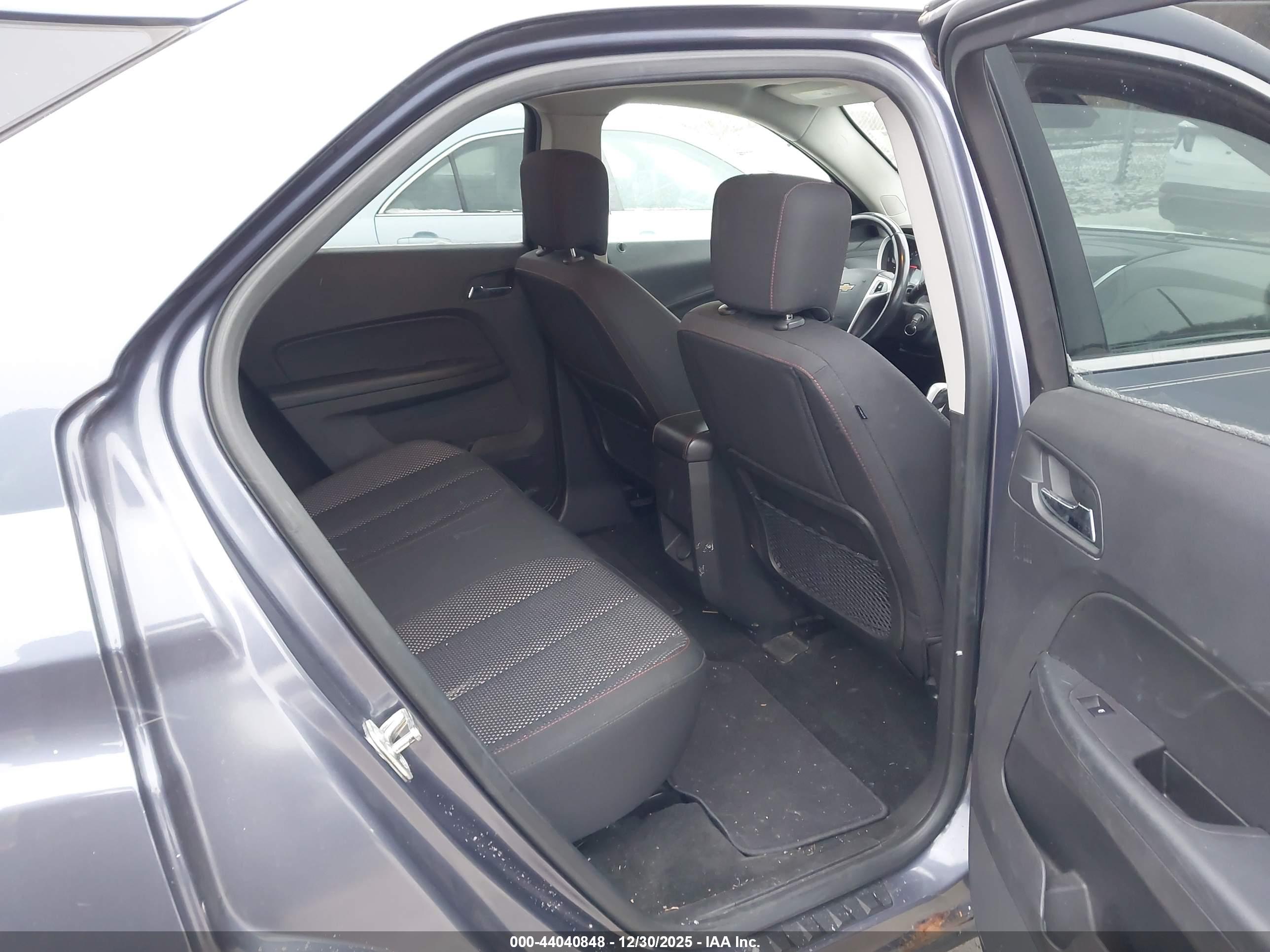 CHEVROLET EQUINOX image 8