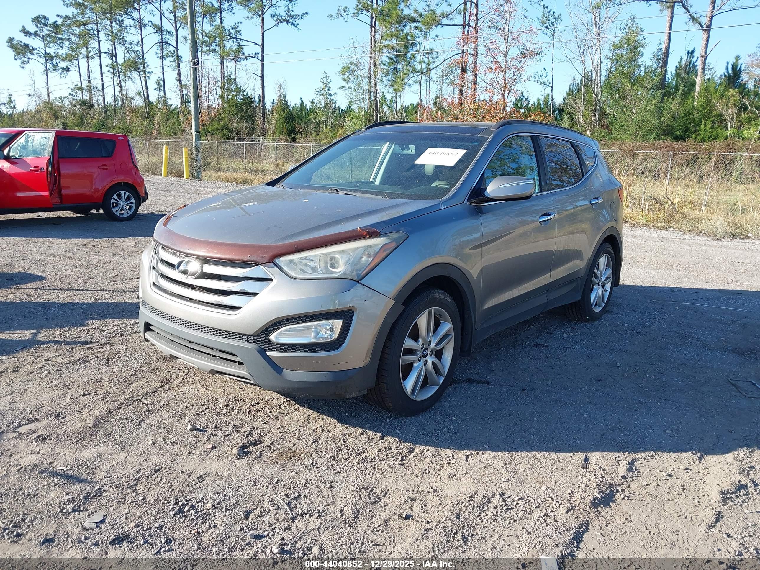 HYUNDAI SANTA image 2