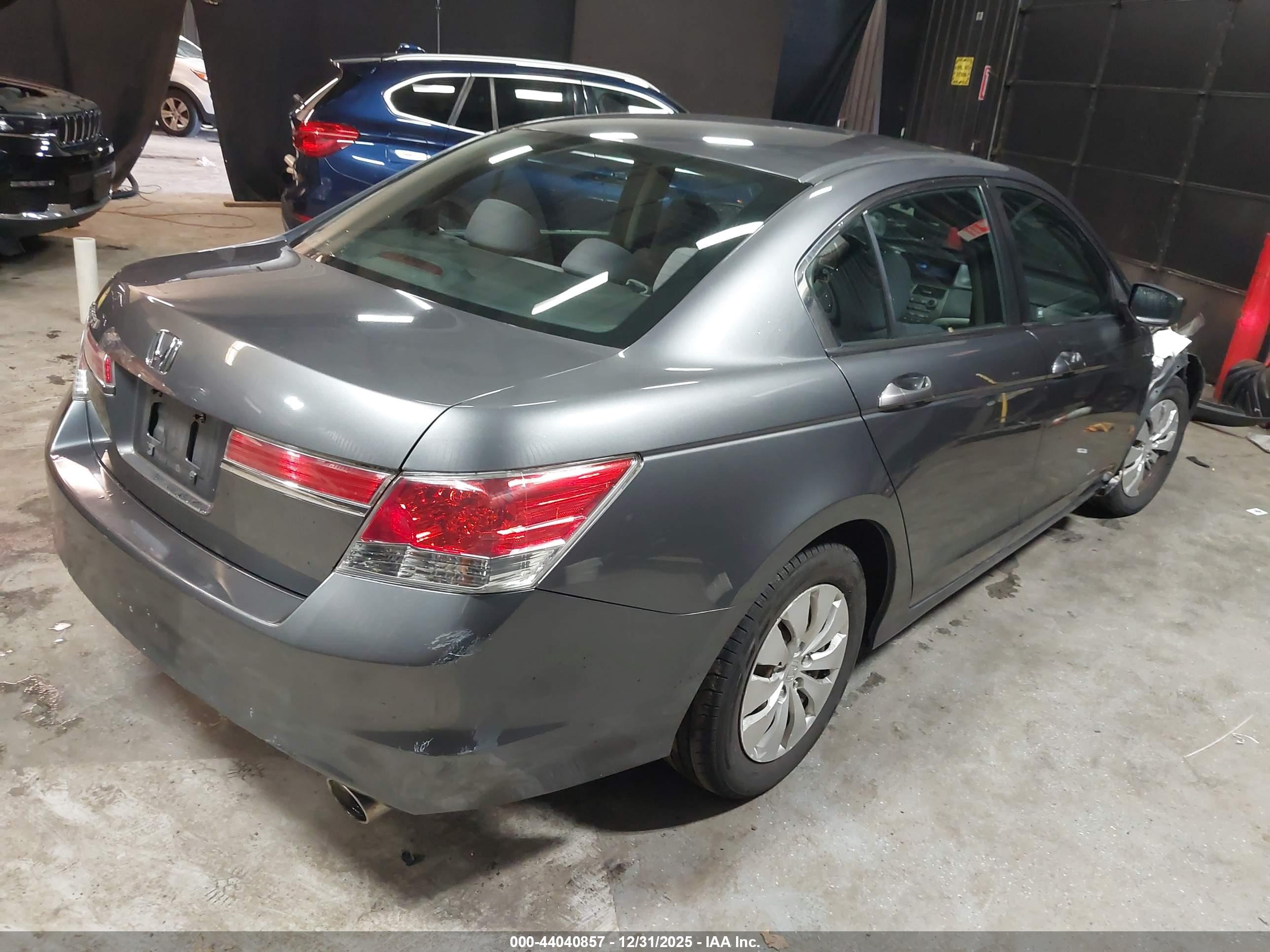 HONDA ACCORD image 4