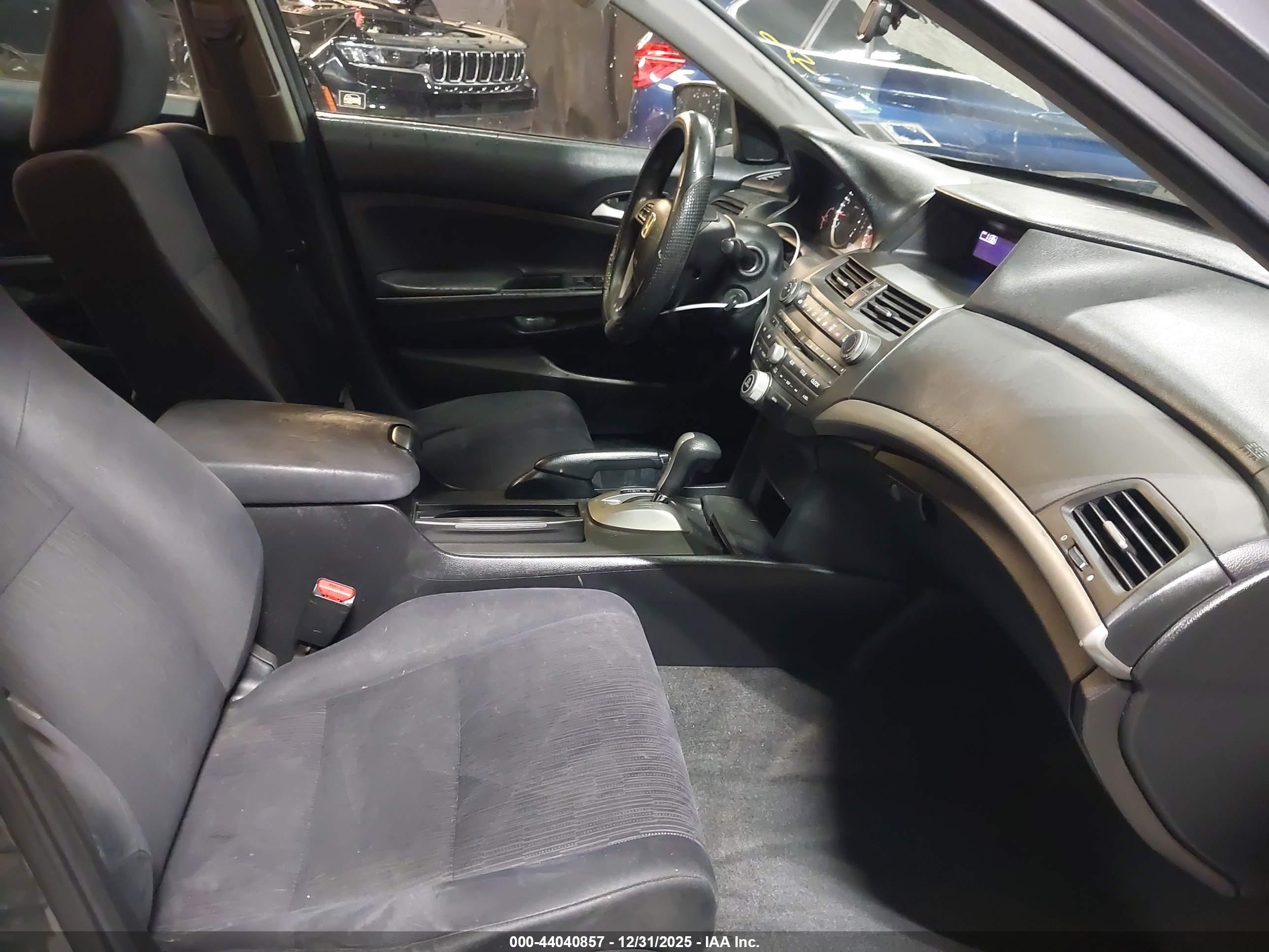 HONDA ACCORD image 5