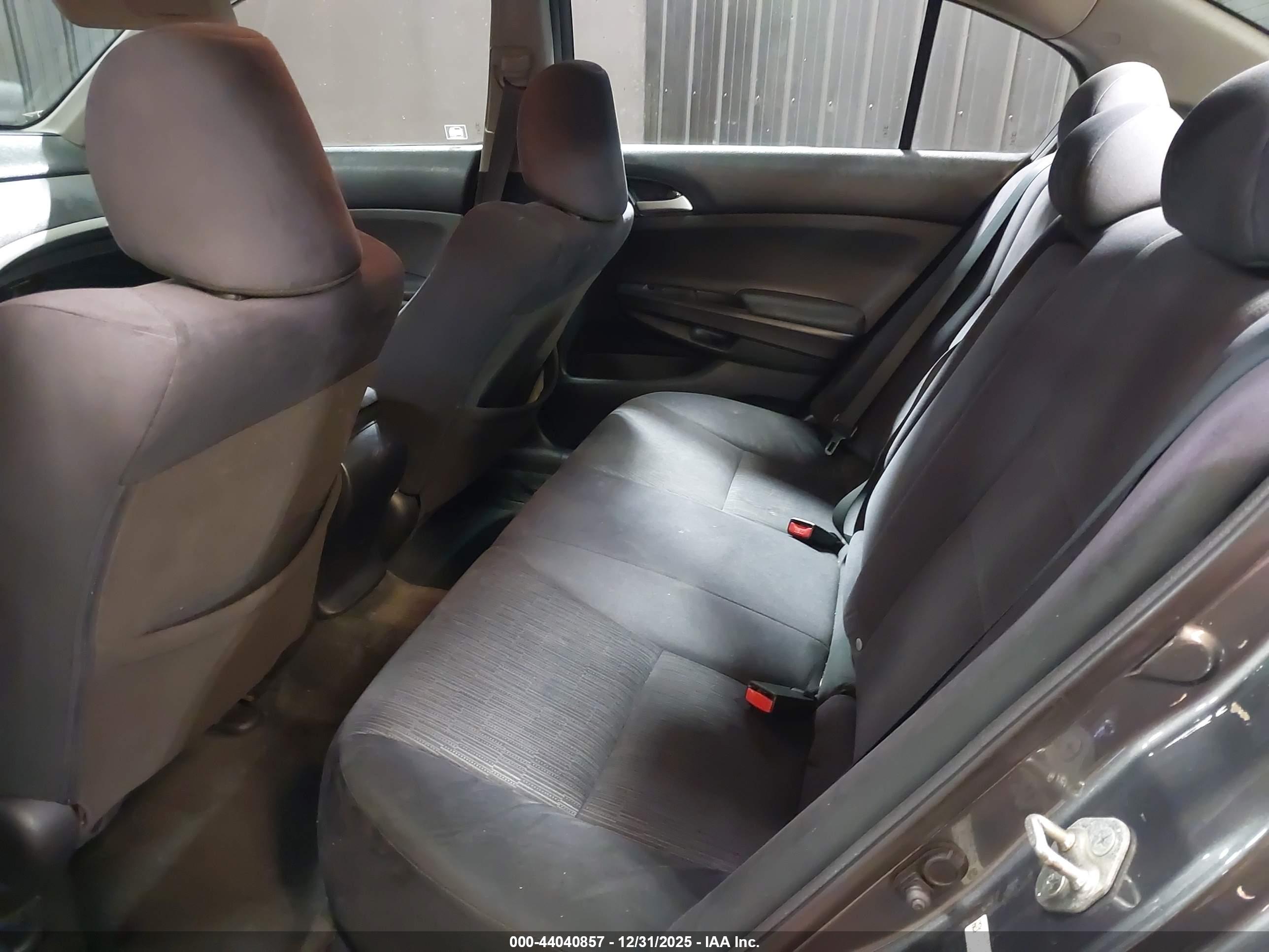 HONDA ACCORD image 8