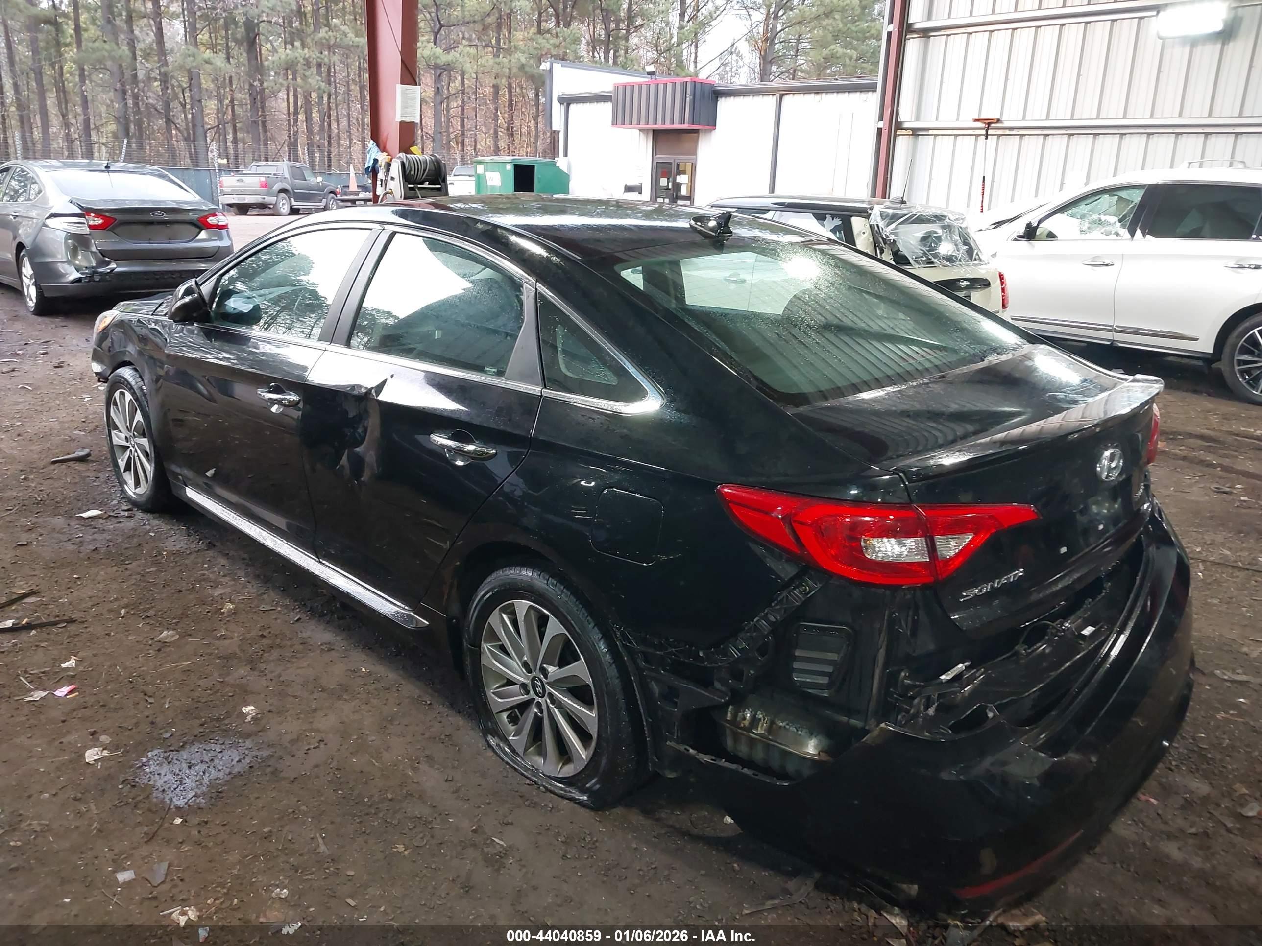 HYUNDAI SONATA image 3