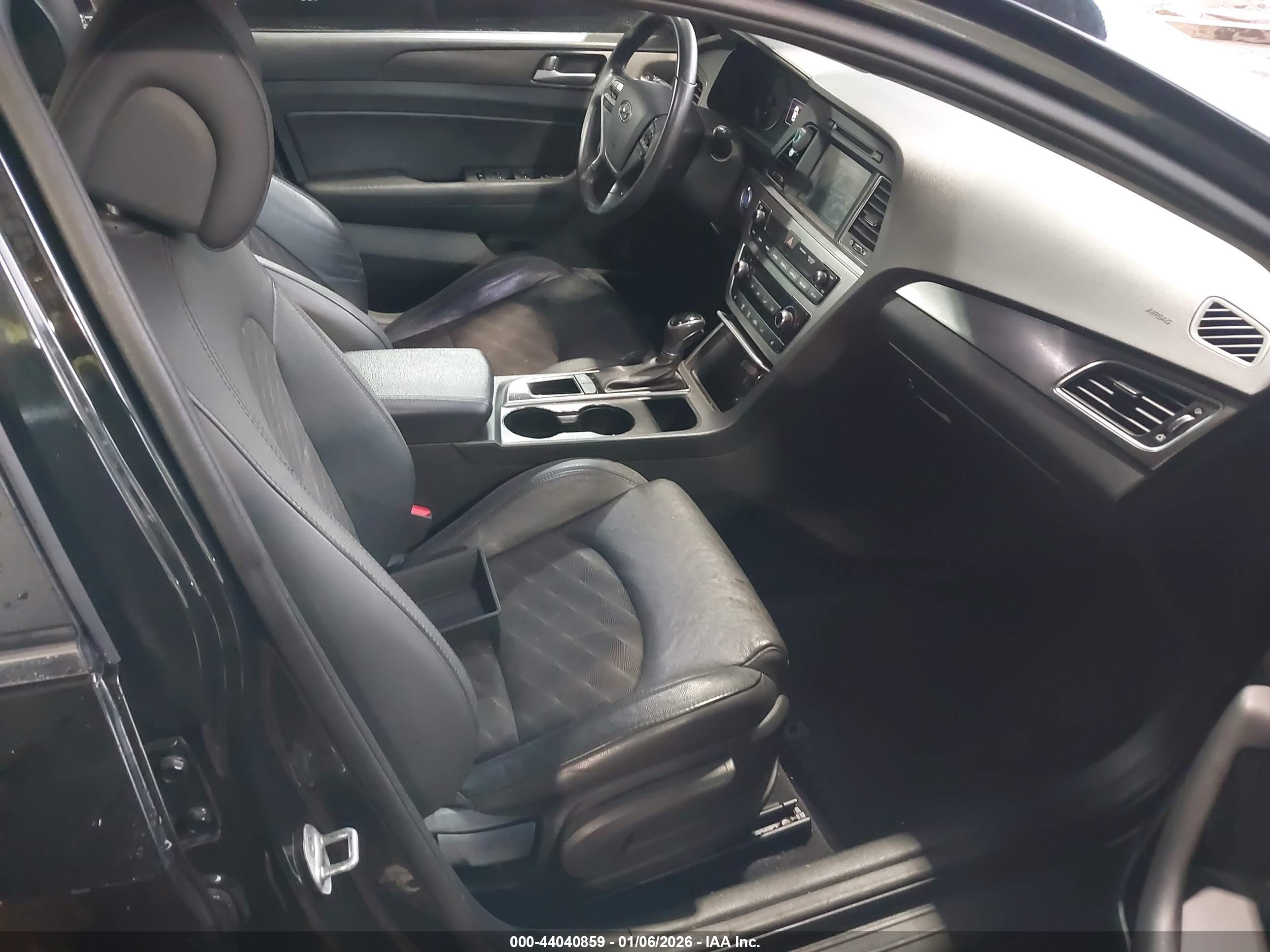 HYUNDAI SONATA image 5
