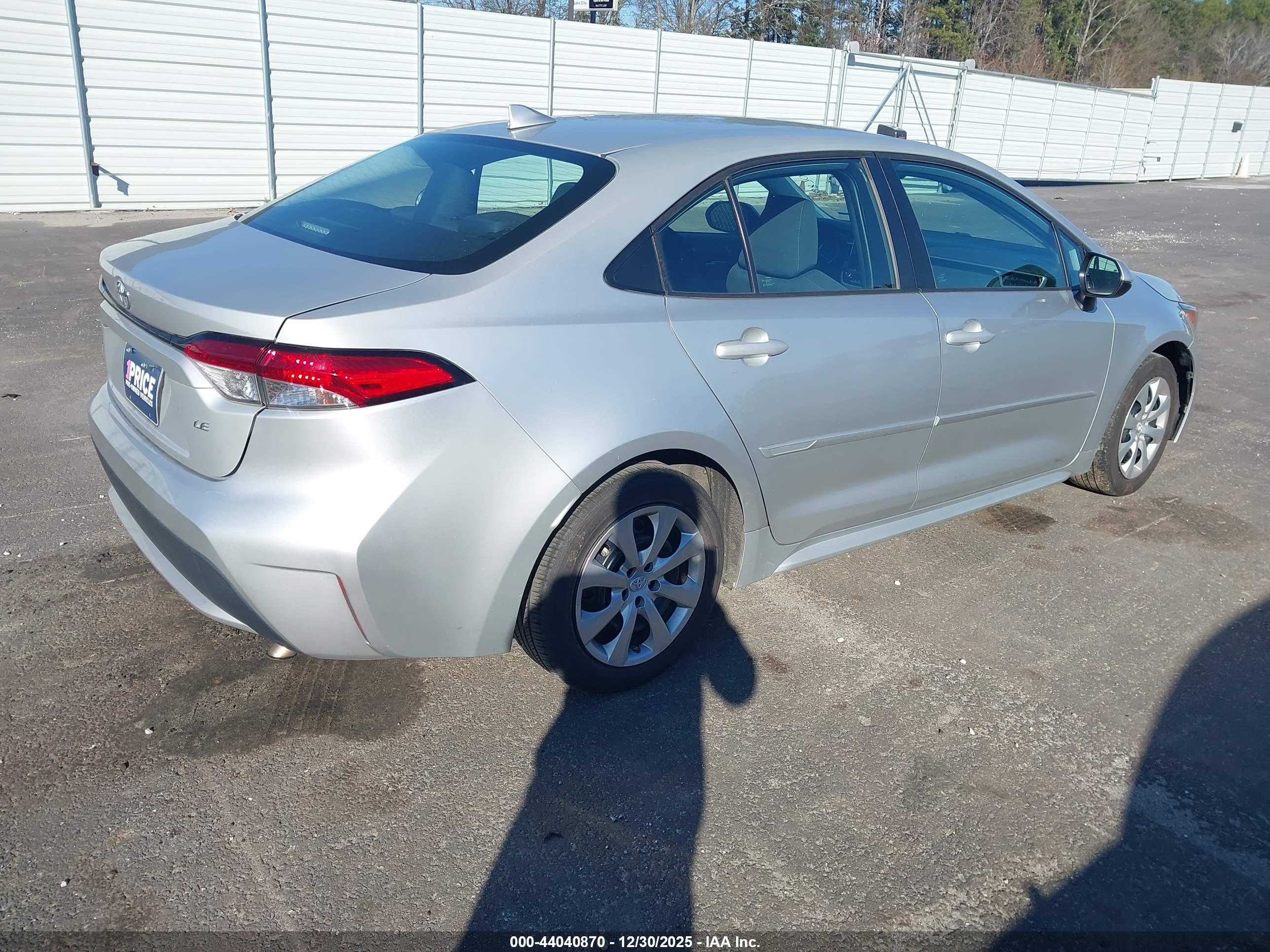 TOYOTA COROLLA image 4
