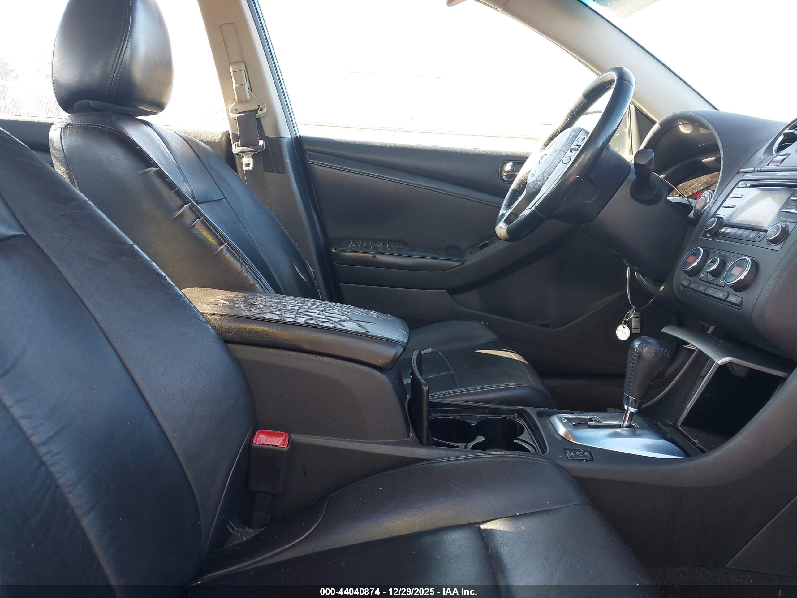 NISSAN ALTIMA image 5