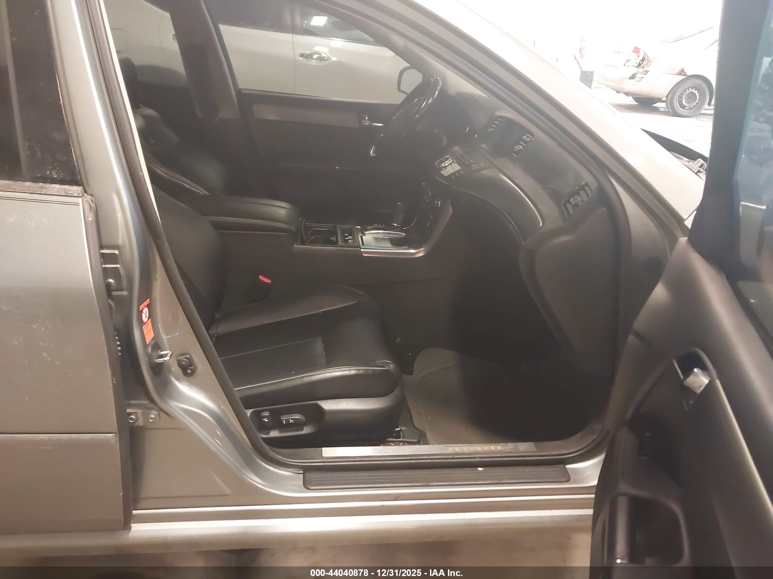 INFINITI M45 image 5