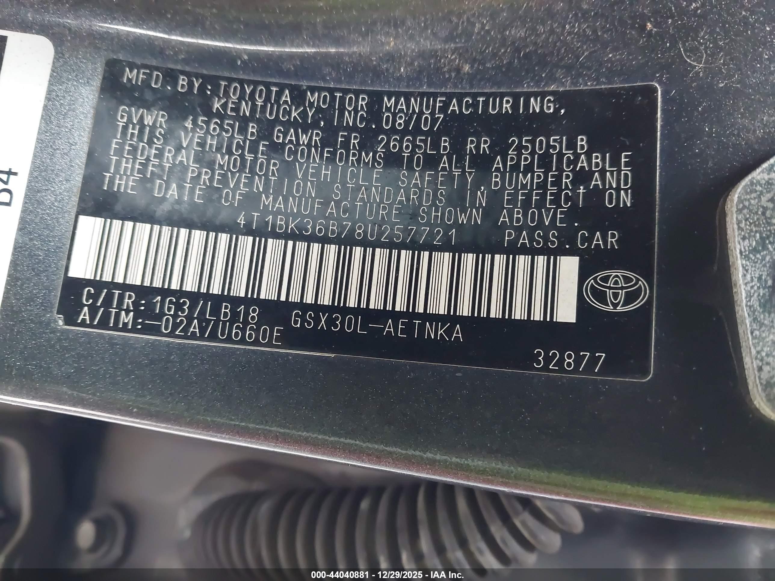 TOYOTA AVALON image 9