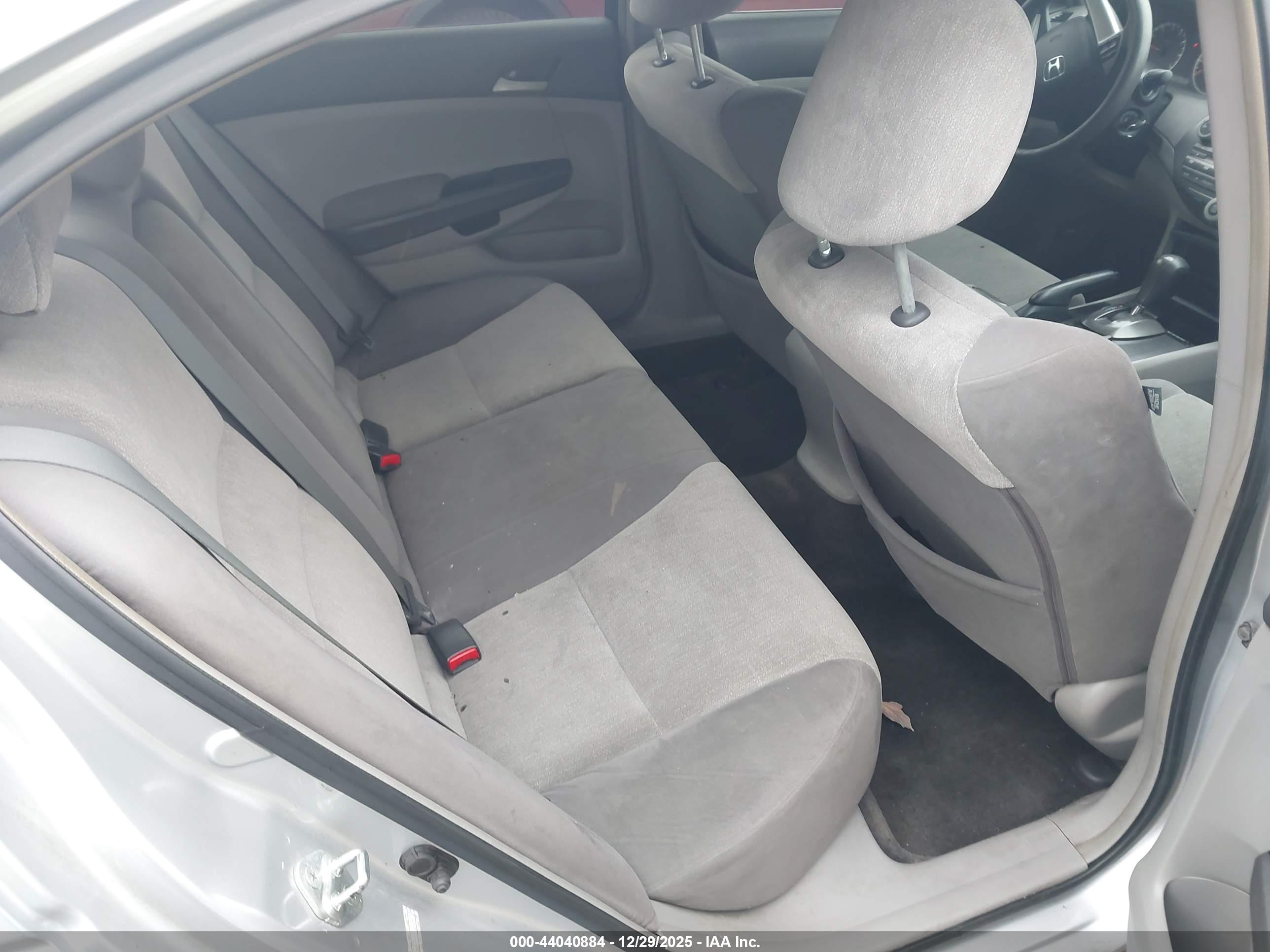 HONDA ACCORD image 8