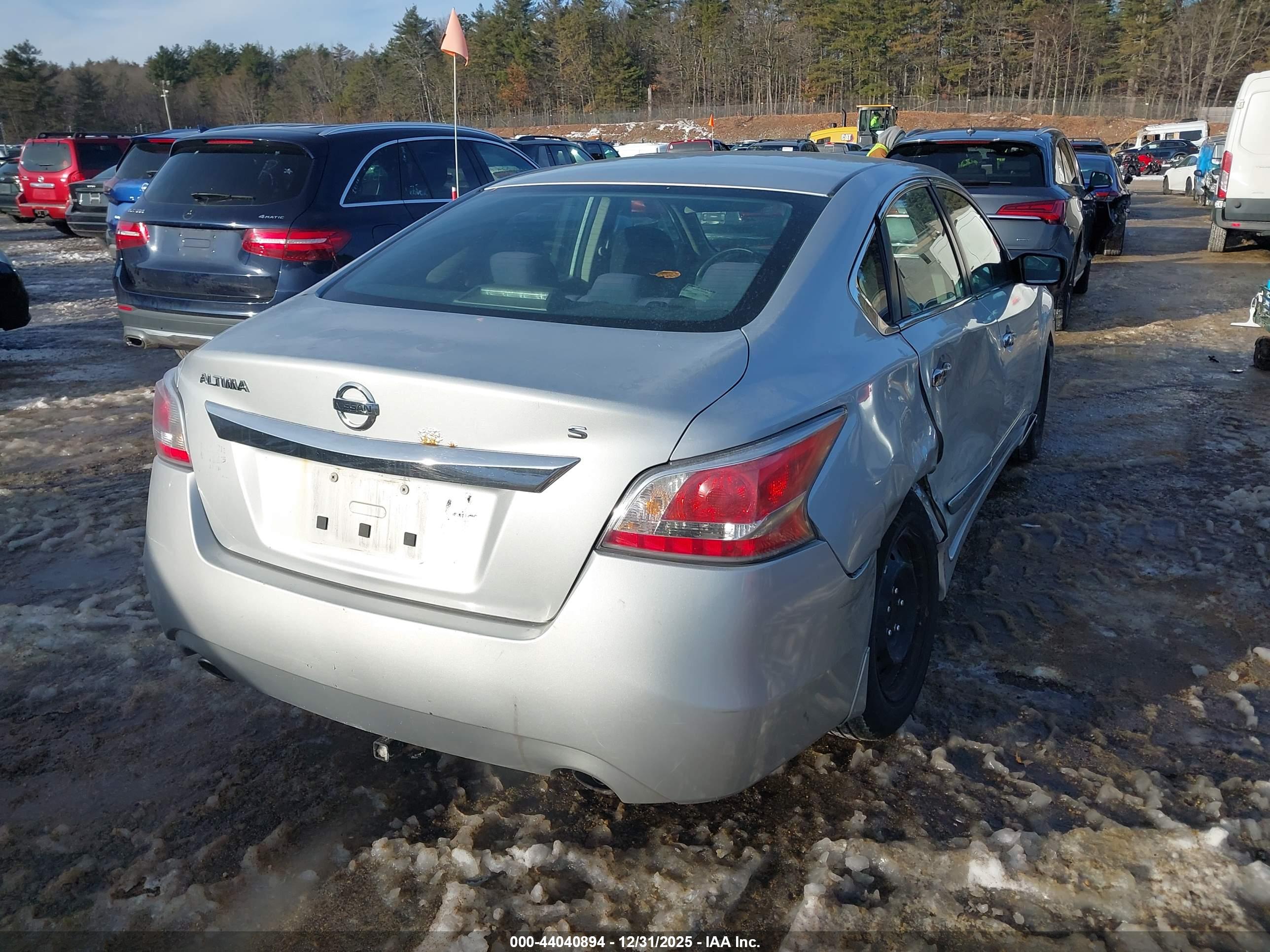 NISSAN ALTIMA image 4