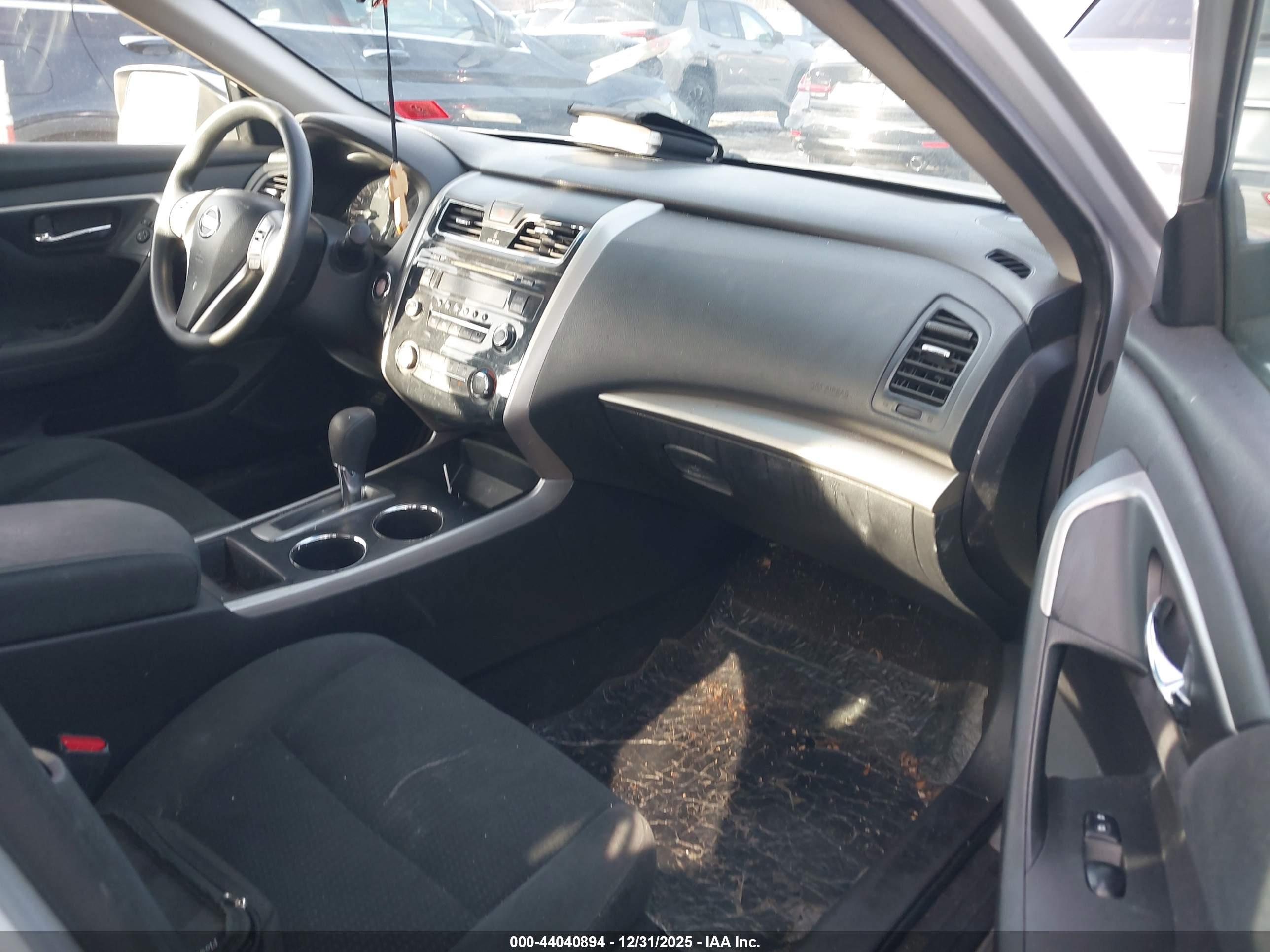 NISSAN ALTIMA image 5