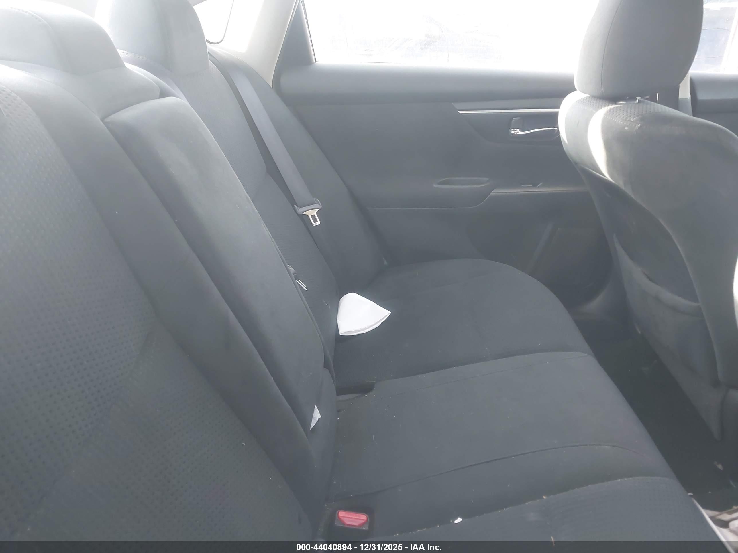 NISSAN ALTIMA image 8