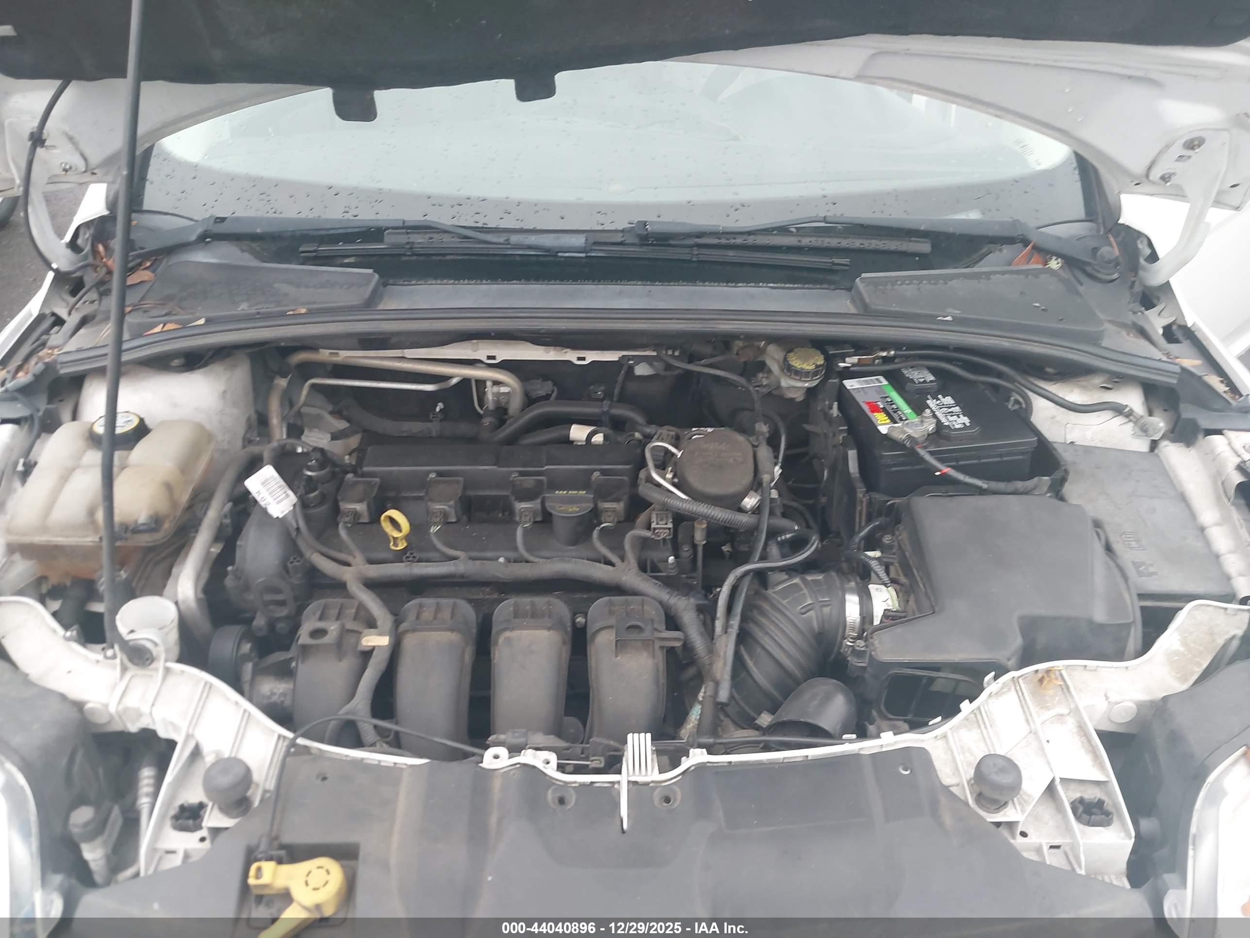 FORD FOCUS image 10