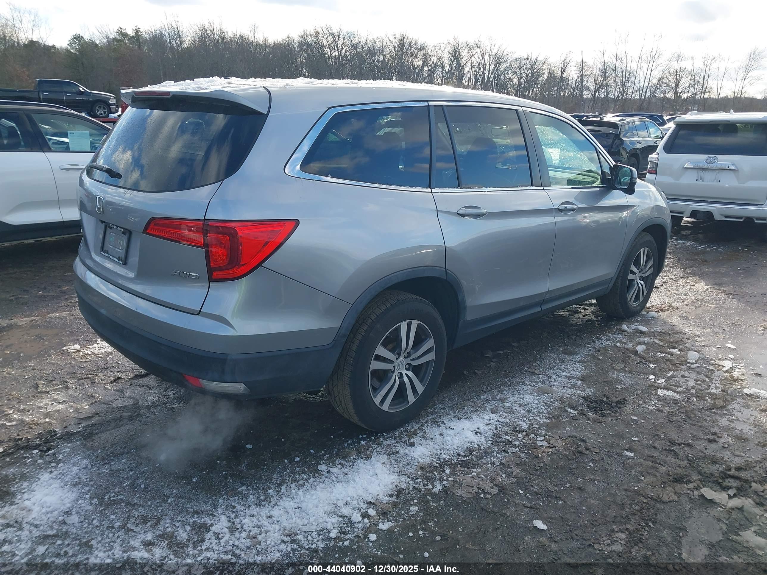 HONDA PILOT image 4
