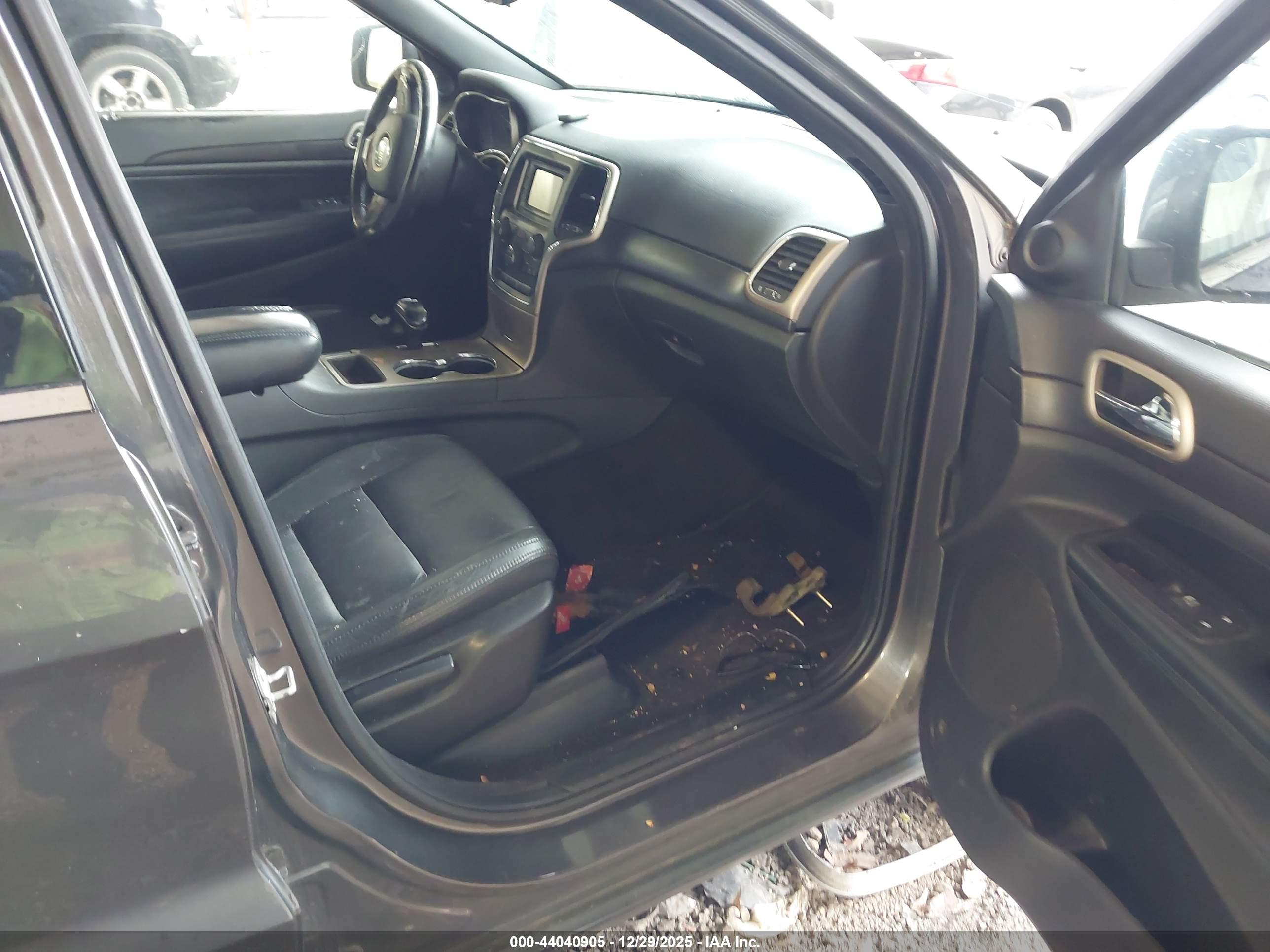 JEEP GRAND image 5