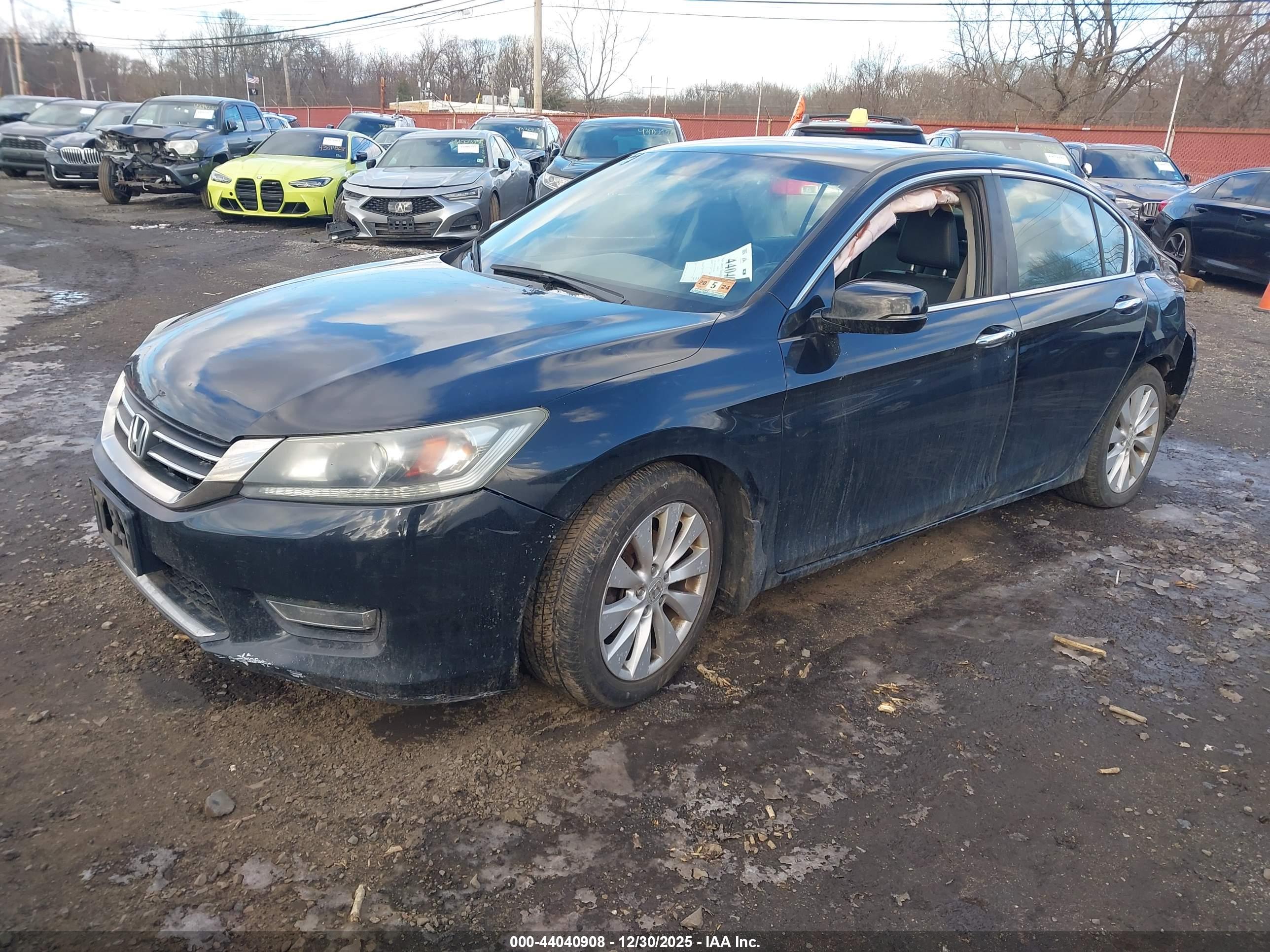 HONDA ACCORD image 2