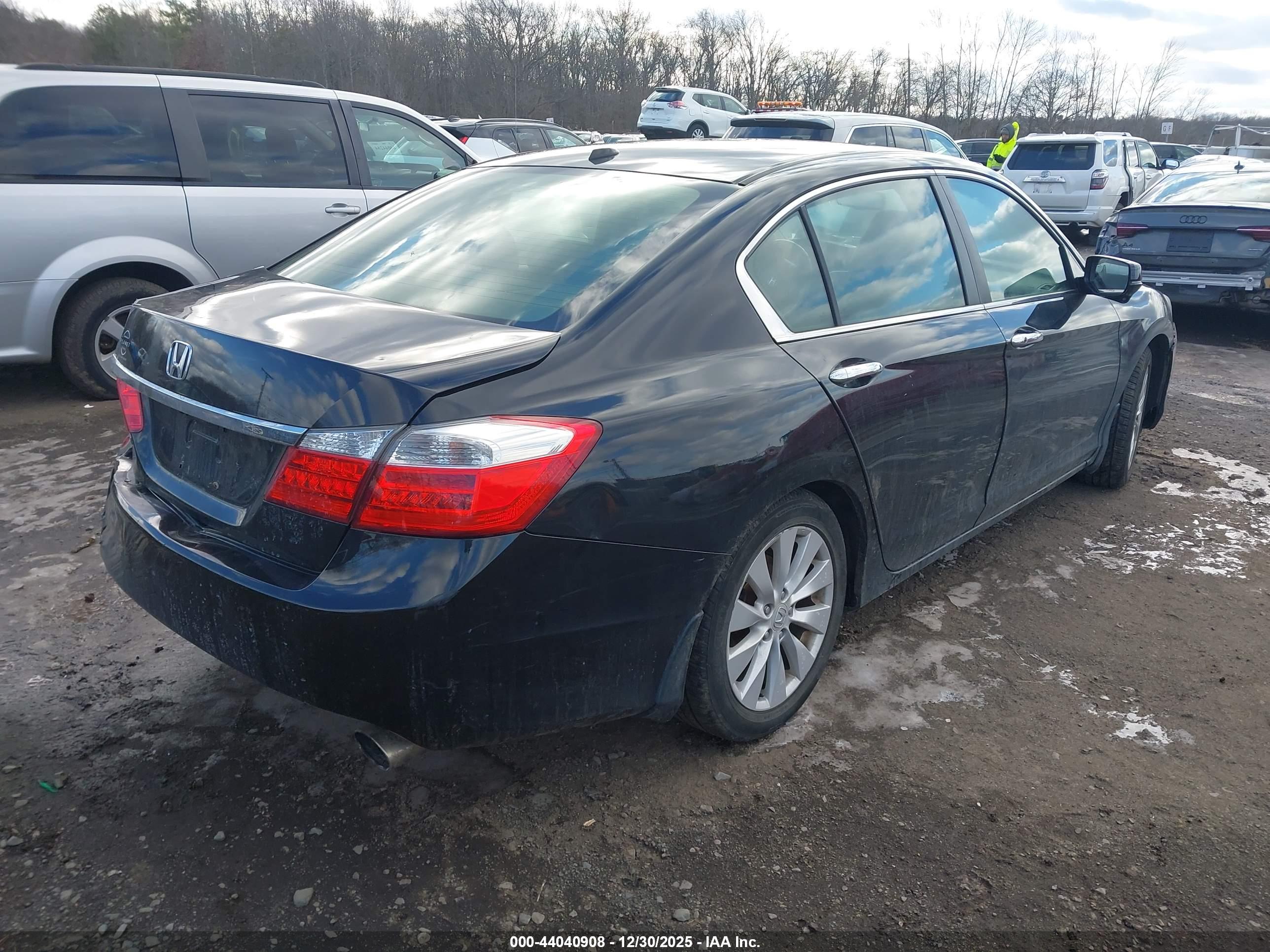 HONDA ACCORD image 4