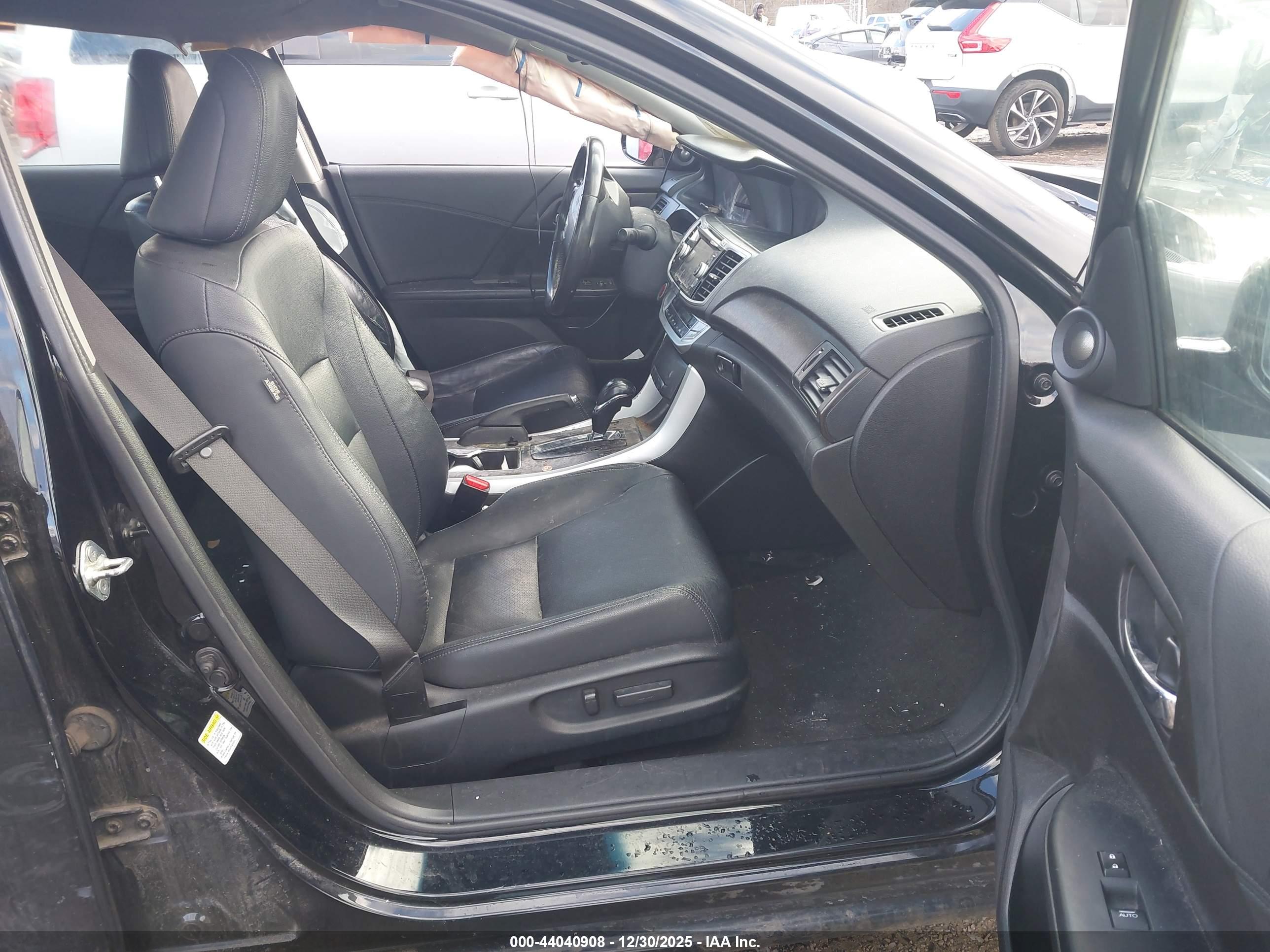 HONDA ACCORD image 5