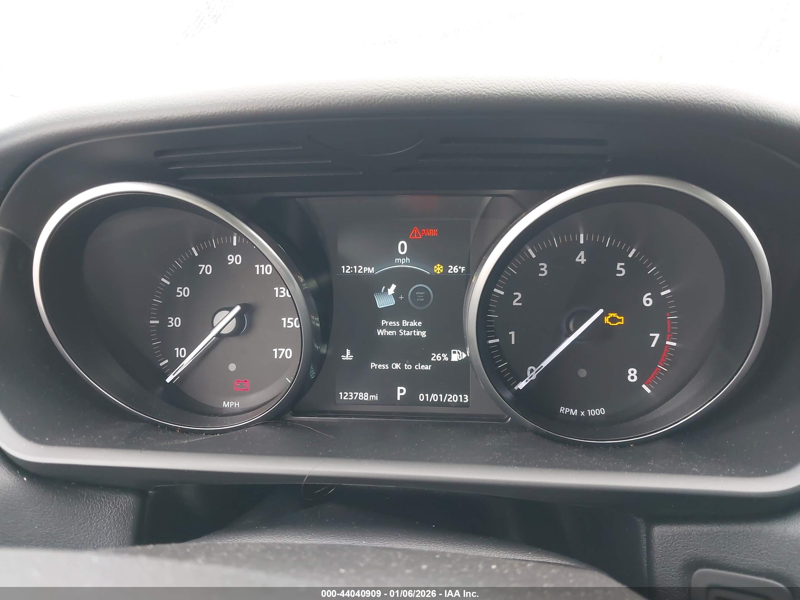 LAND ROVER image 7