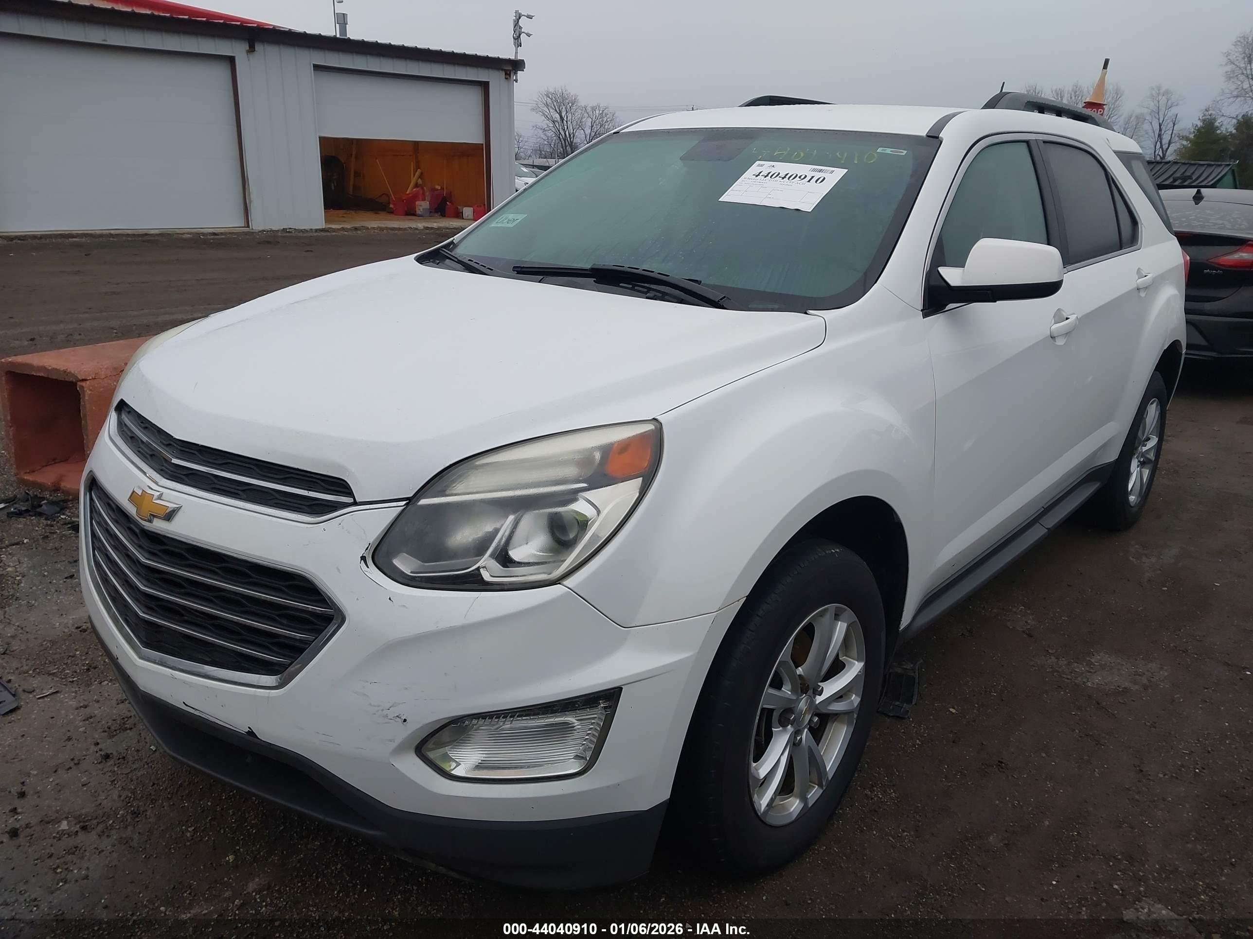 CHEVROLET EQUINOX image 2