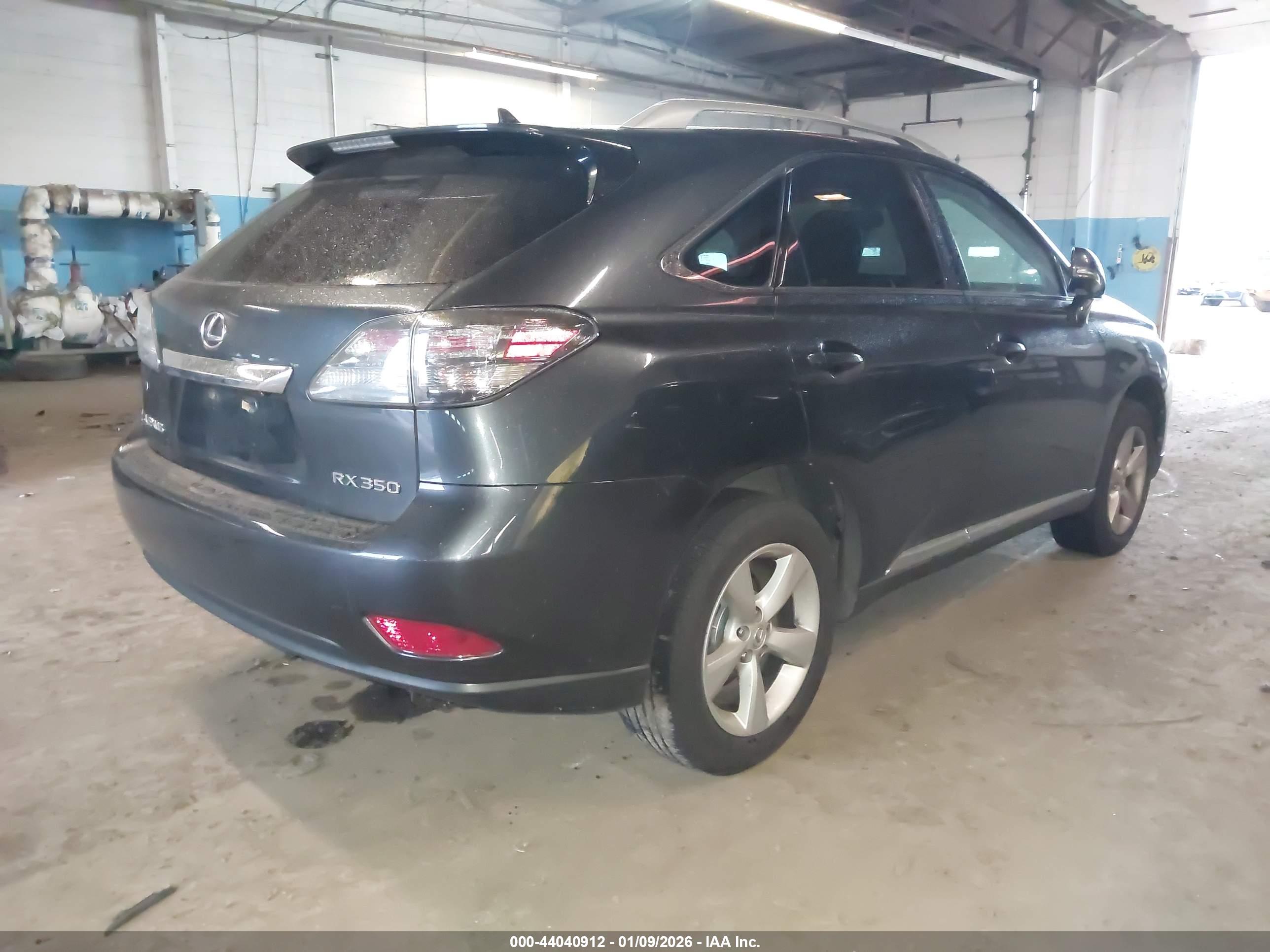 LEXUS RX image 4