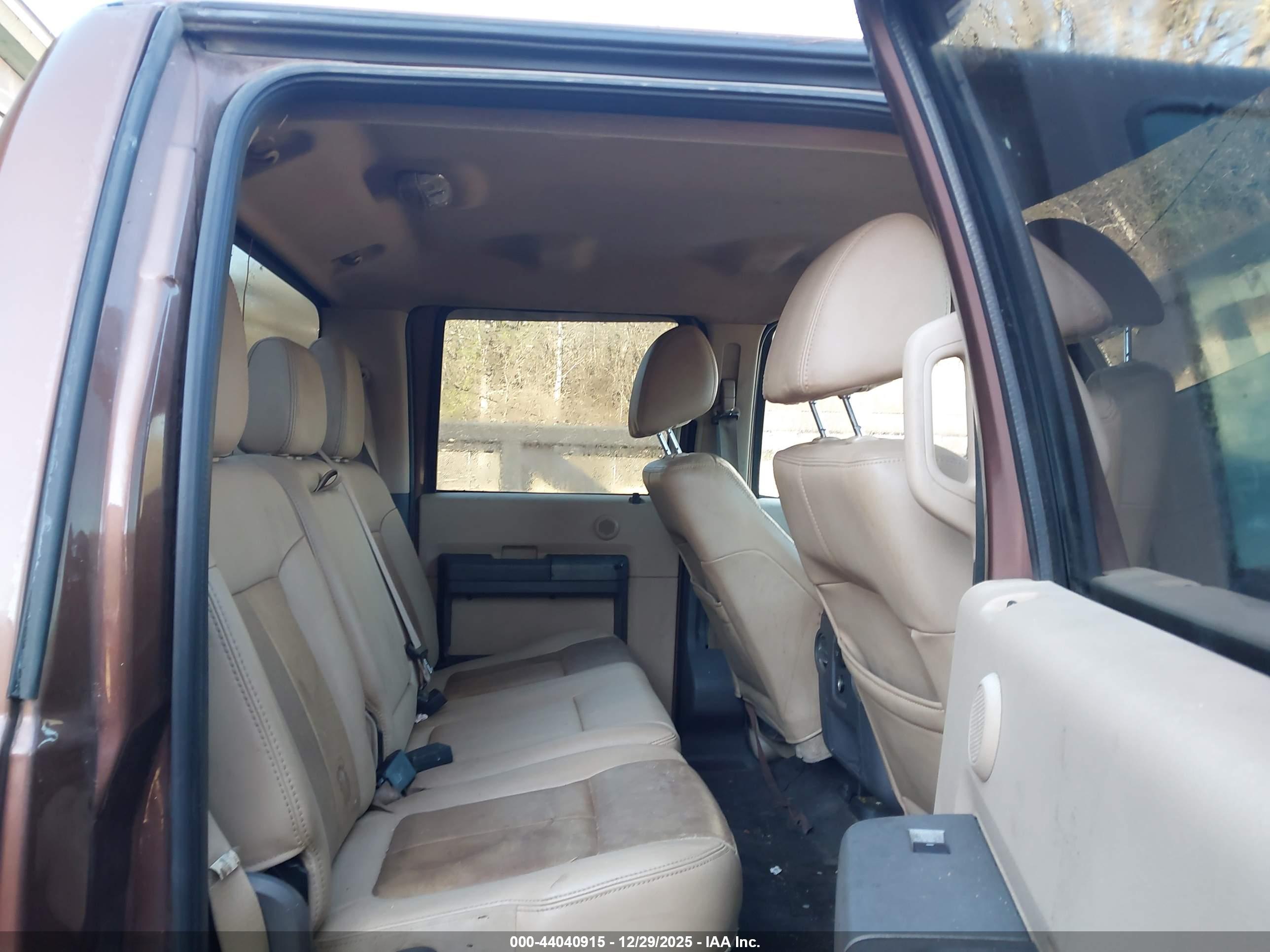 FORD F-250 image 8