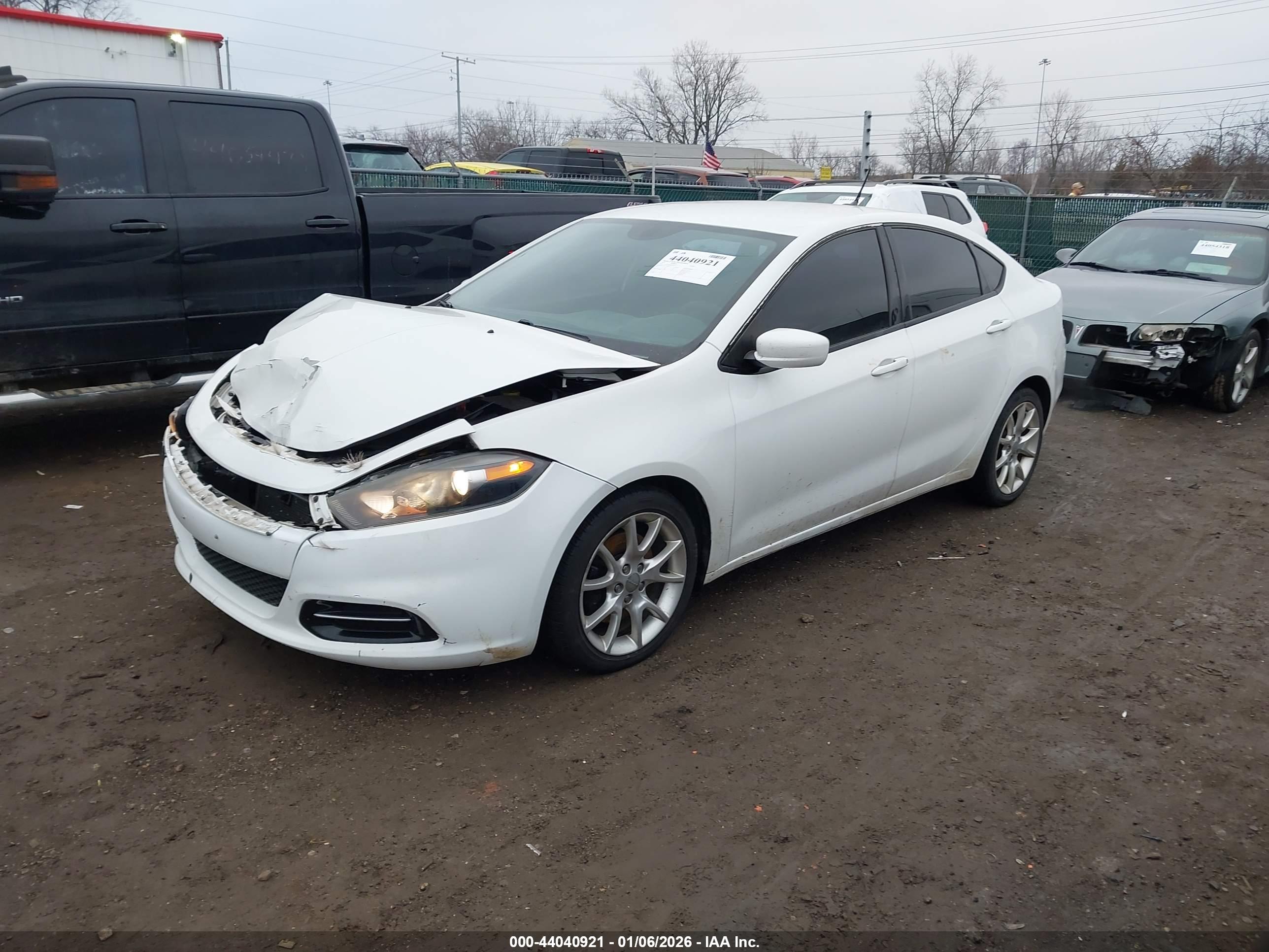 DODGE DART image 2