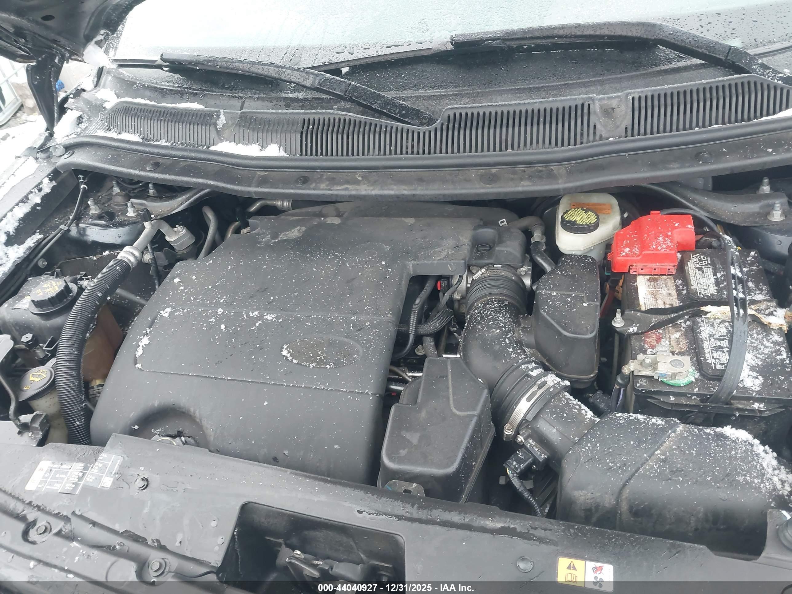 FORD EXPLORER image 10