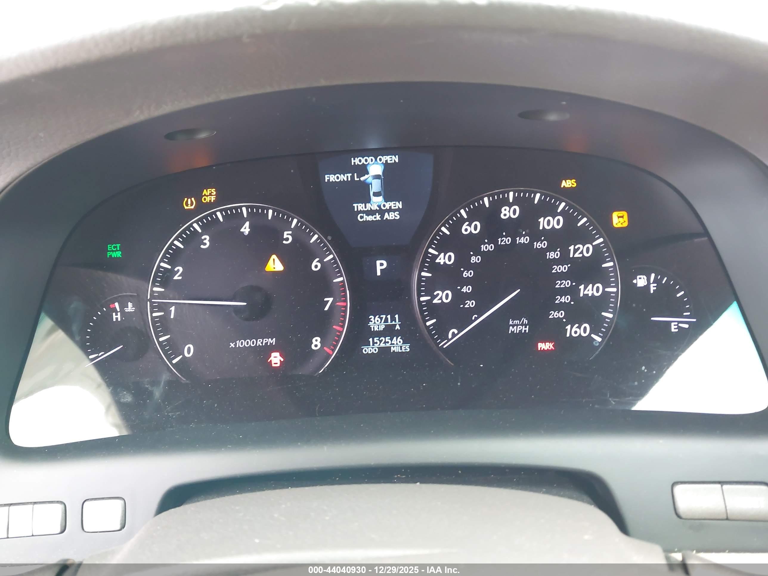 LEXUS LS image 7
