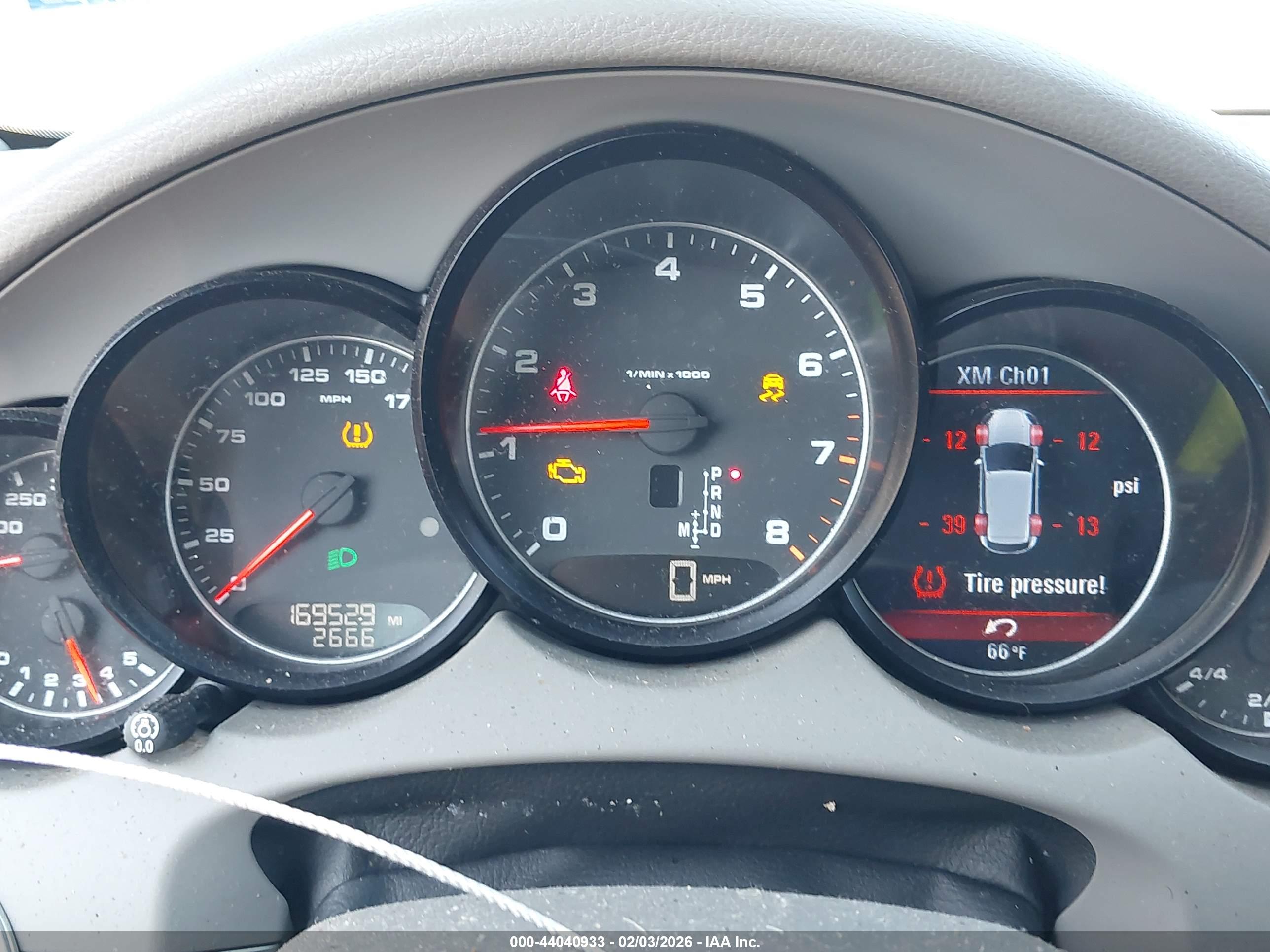 PORSCHE CAYENNE image 7
