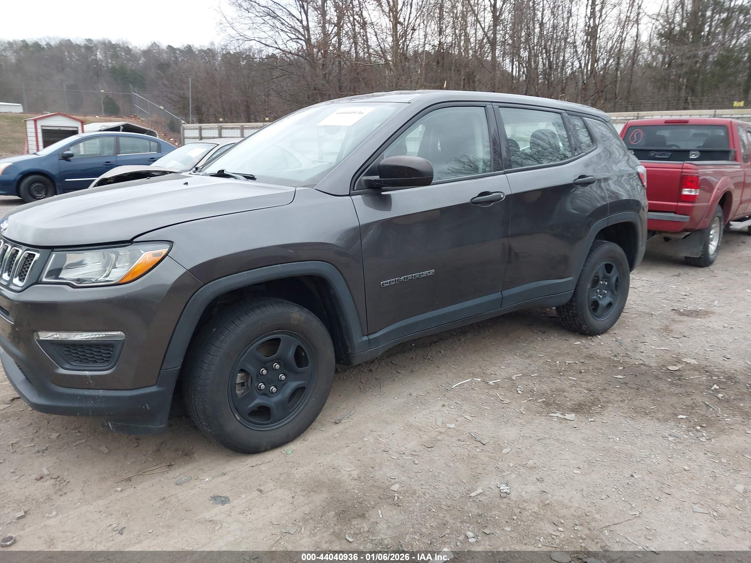 JEEP COMPASS image 2