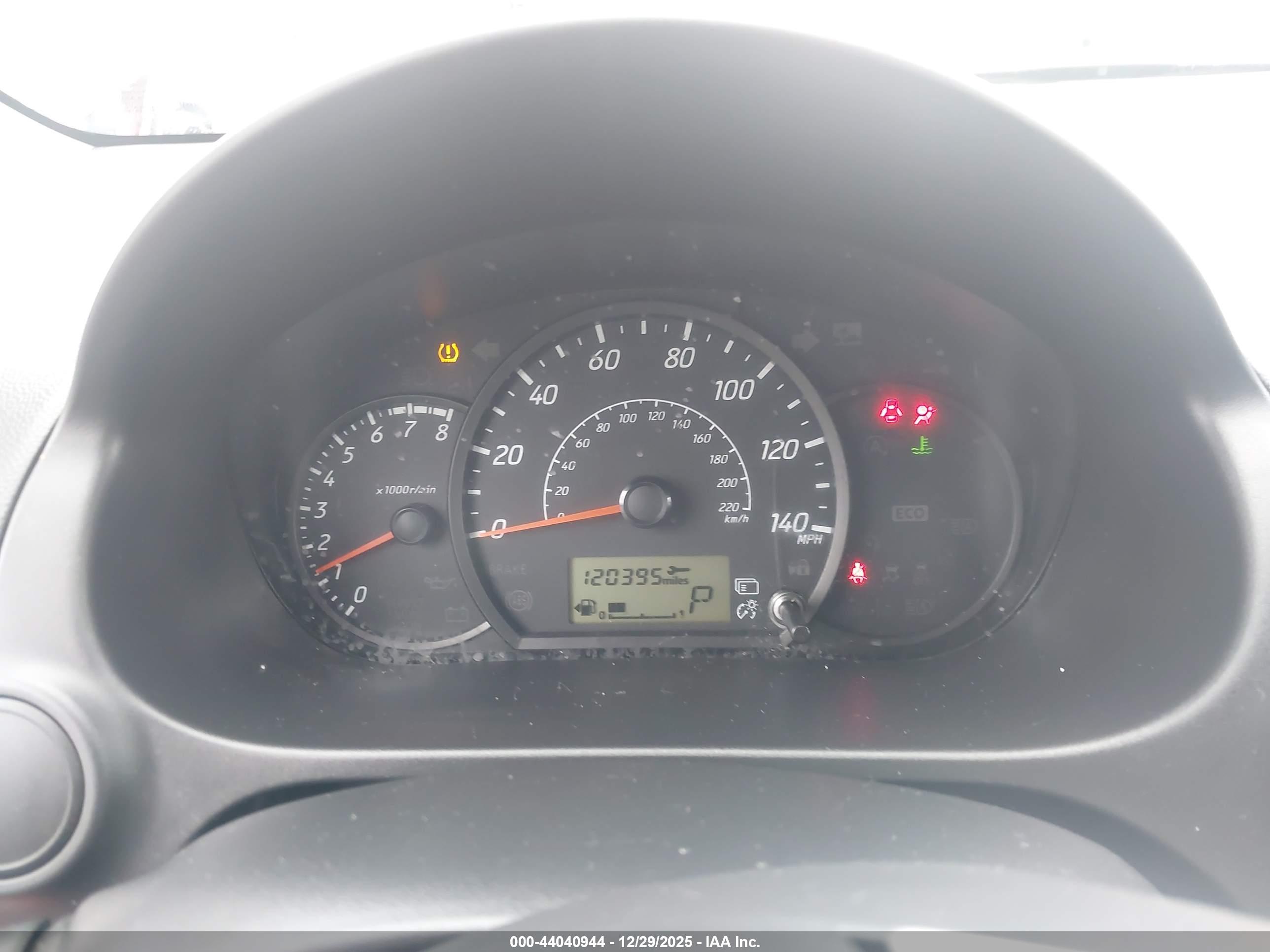 MITSUBISHI MIRAGE image 7