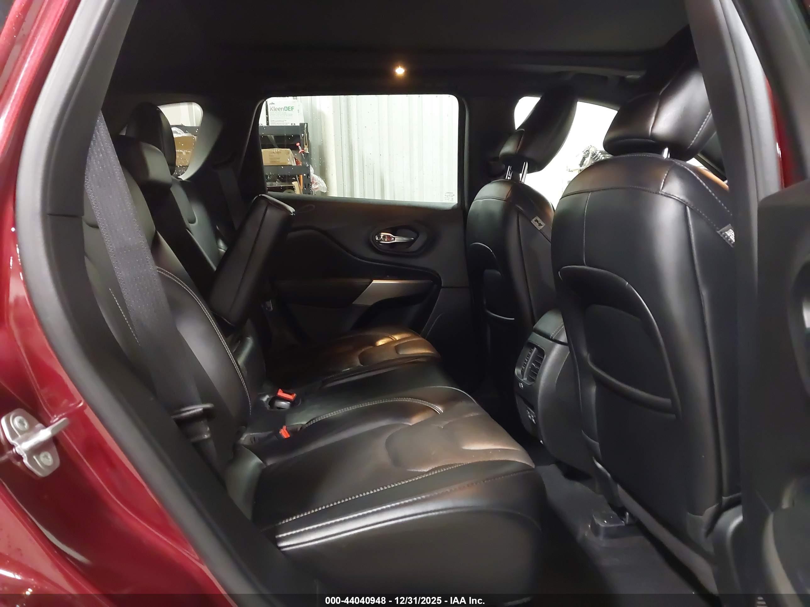 JEEP CHEROKEE image 8