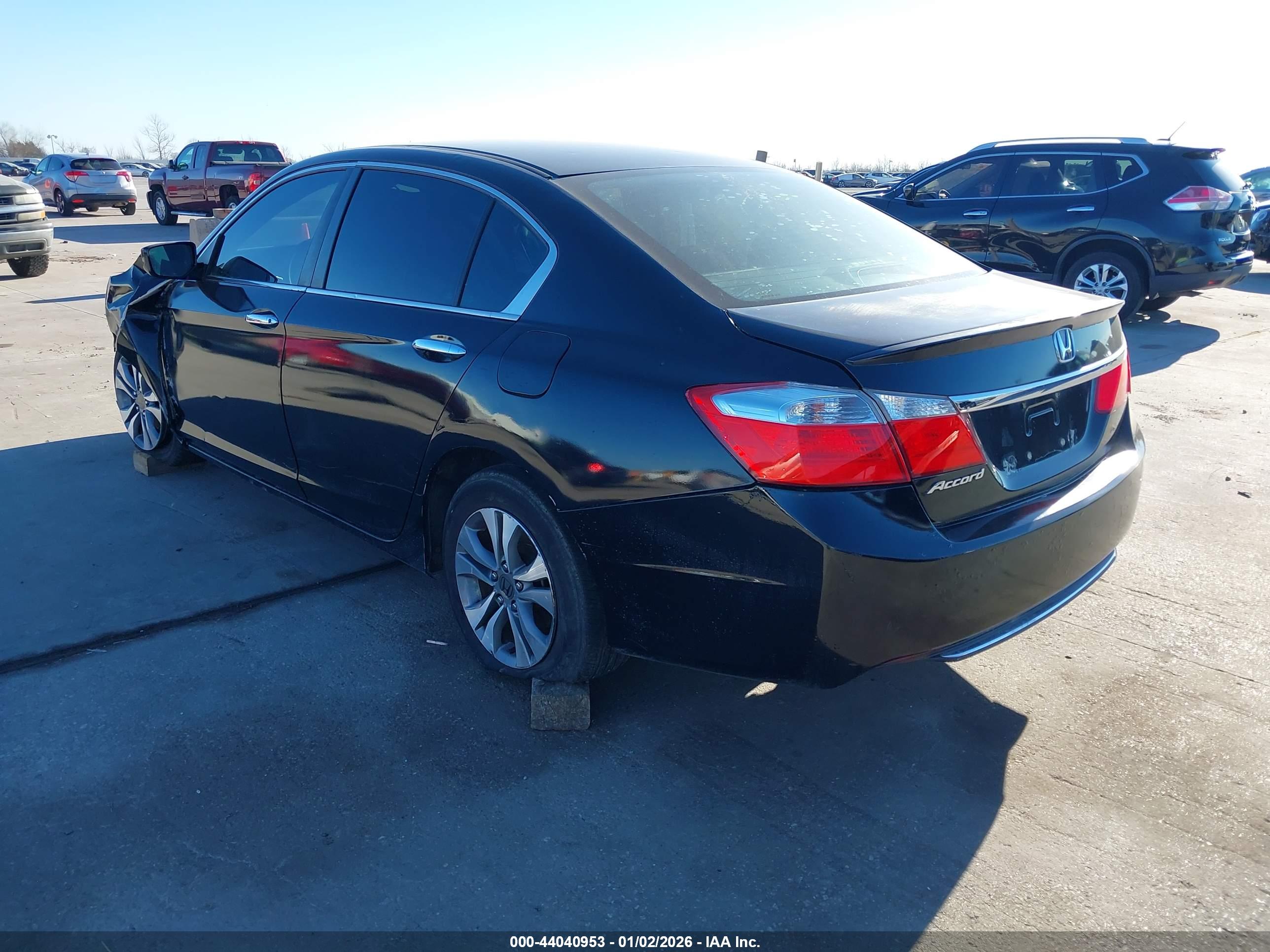 HONDA ACCORD image 3