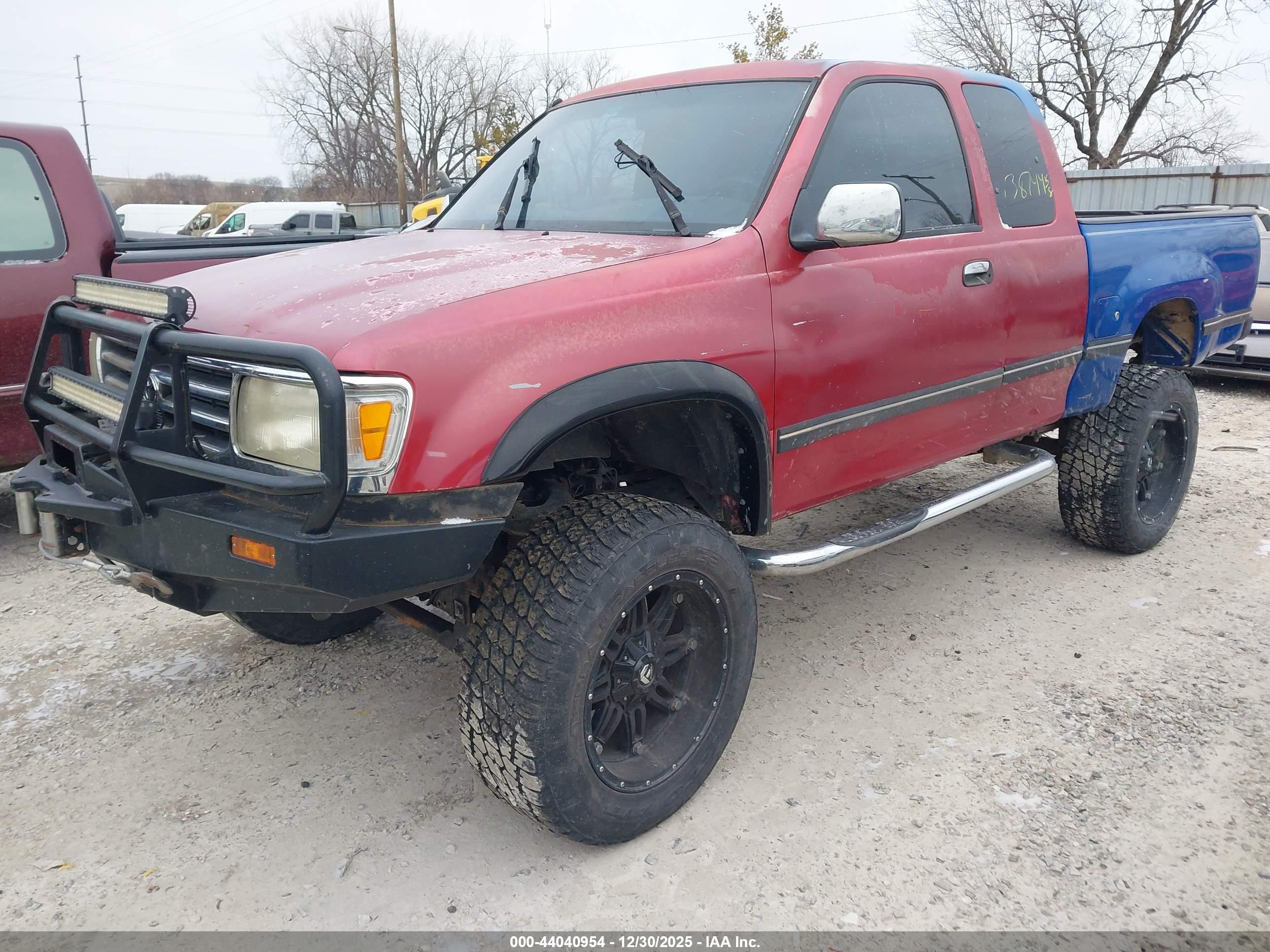 TOYOTA T100 image 2