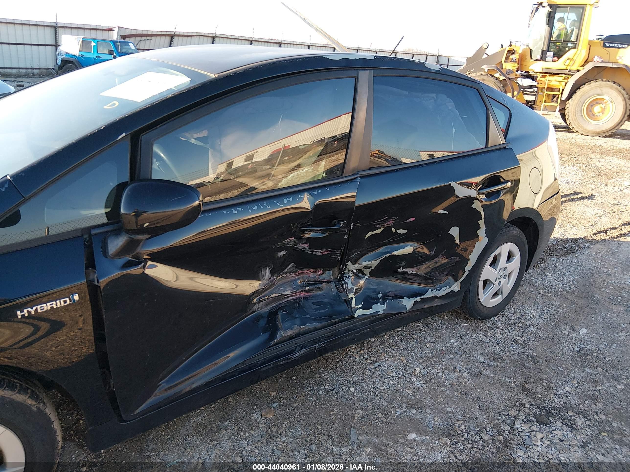 TOYOTA PRIUS image 6